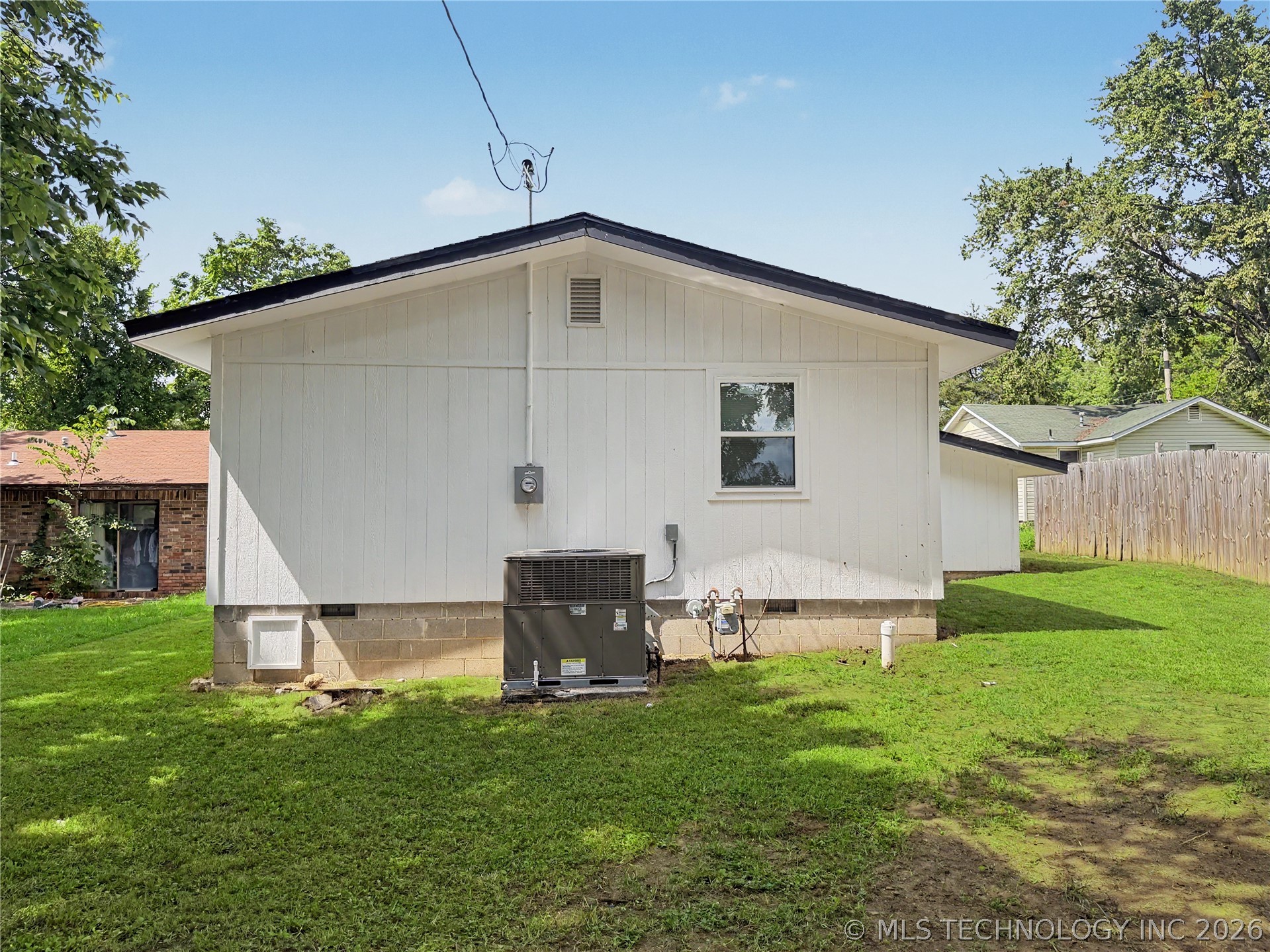 226 E Cedar Street Property Photo 37