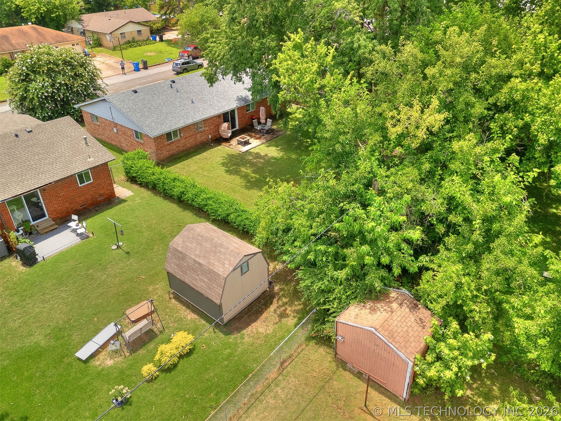 708 W Atlanta Court Property Photo 33