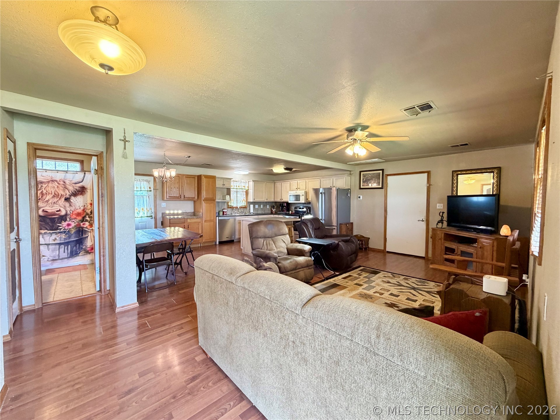 48075 S 34300 Road Property Photo 2