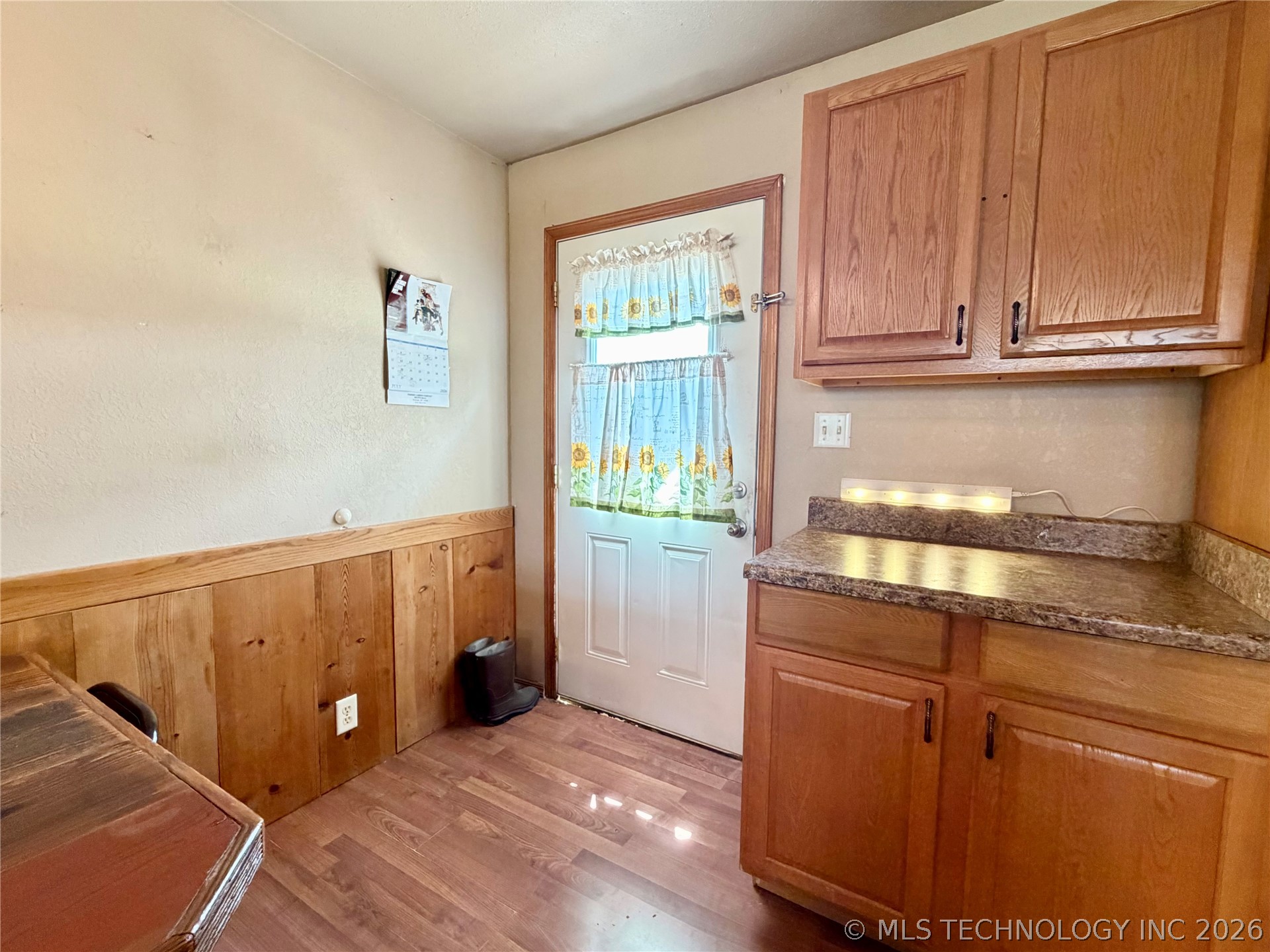 48075 S 34300 Road Property Photo 16