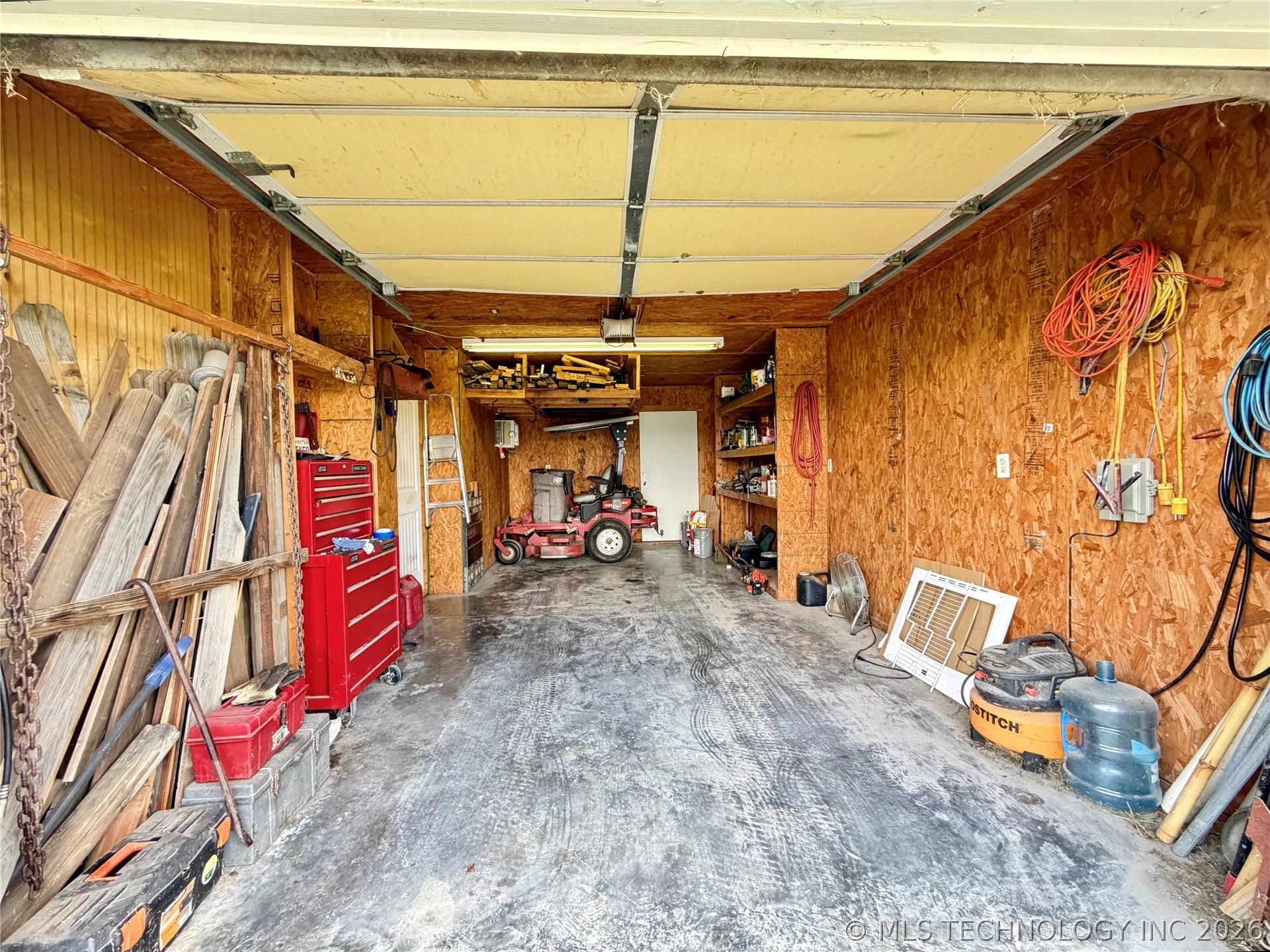 48075 S 34300 Road Property Photo 35