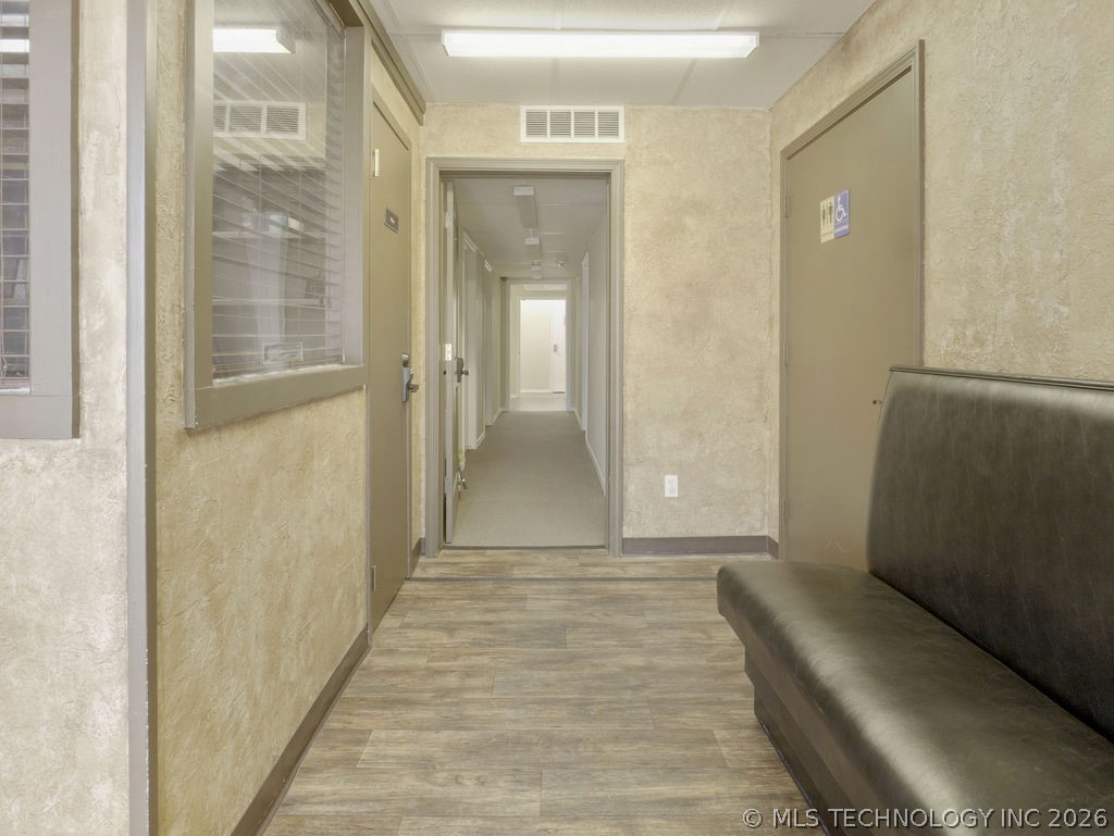 1550 S Virginia Avenue Property Photo 33