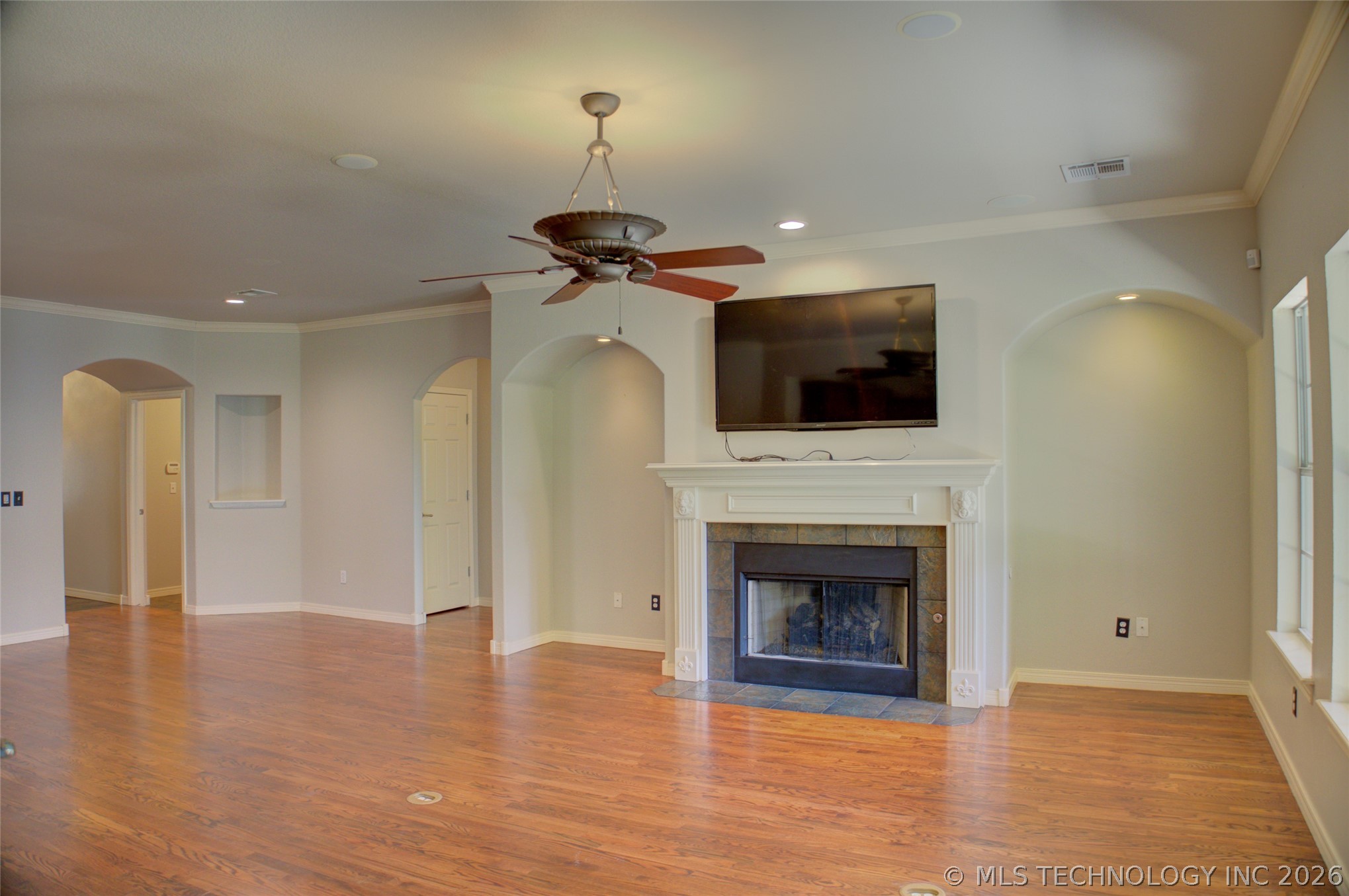 326 E 112th Street Property Photo 13