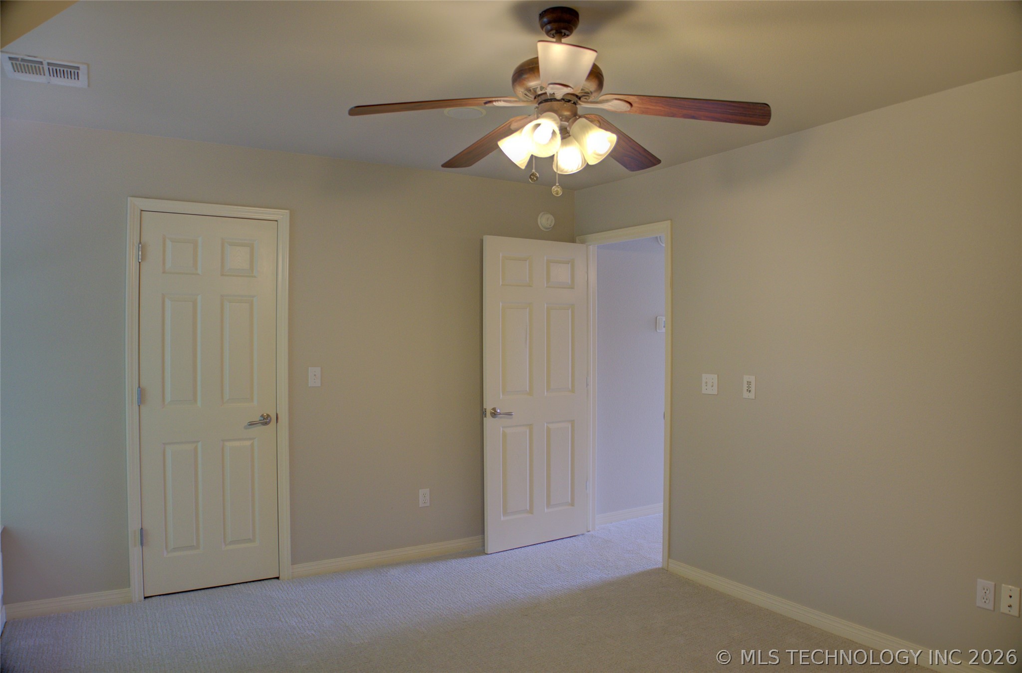 326 E 112th Street Property Photo 52
