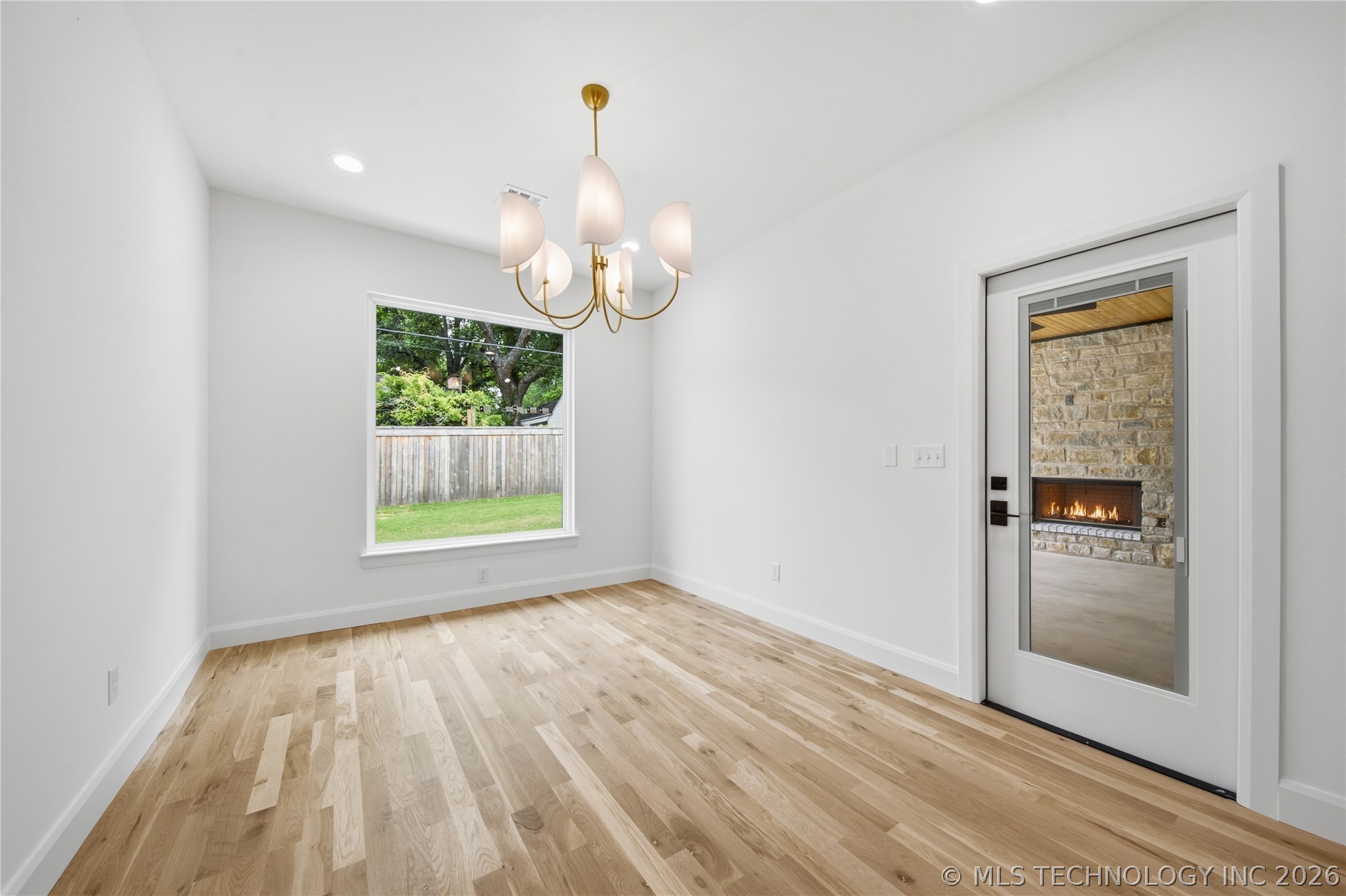 2405 E 26th Street Property Photo 13