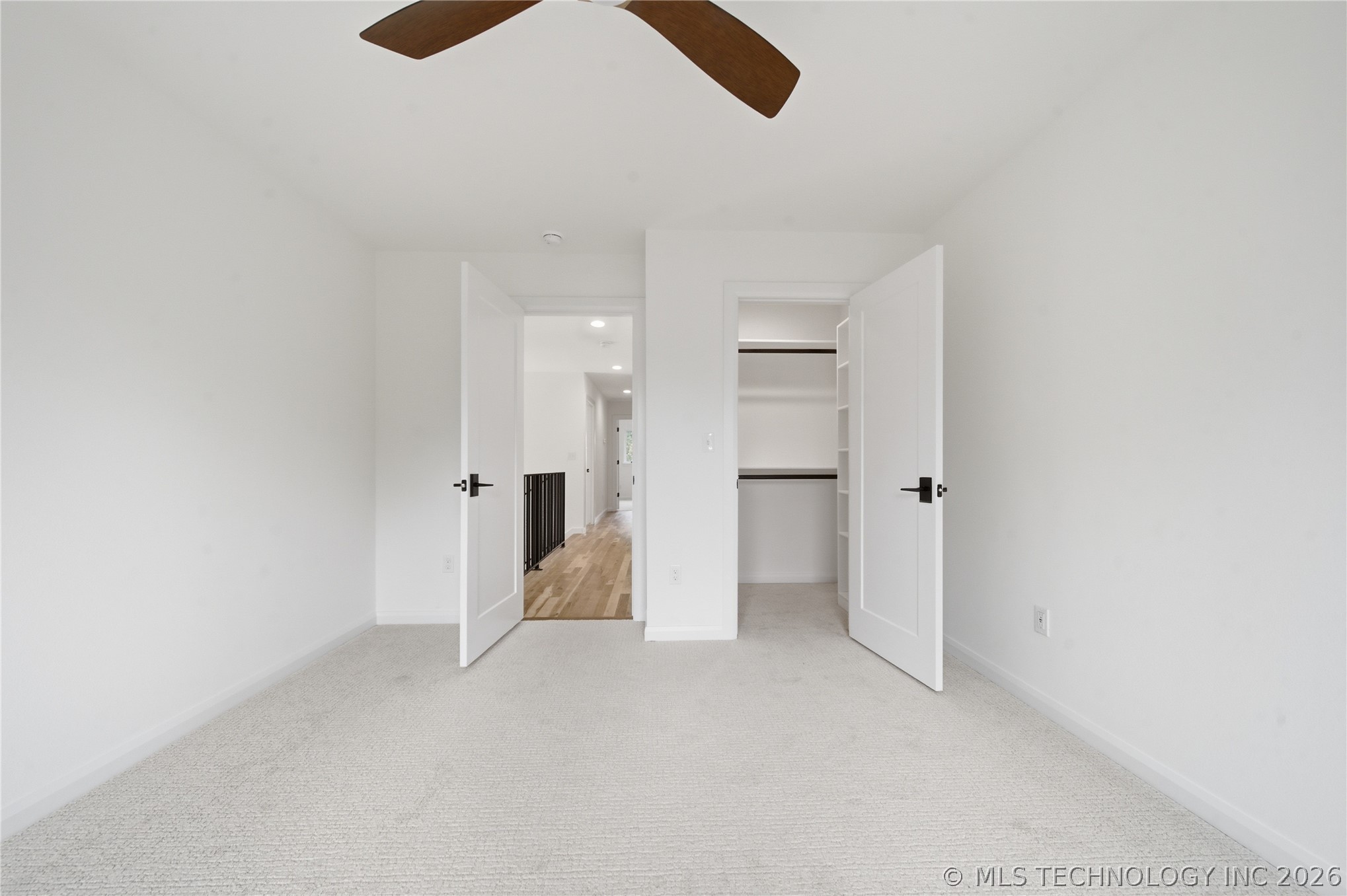 2405 E 26th Street Property Photo 44