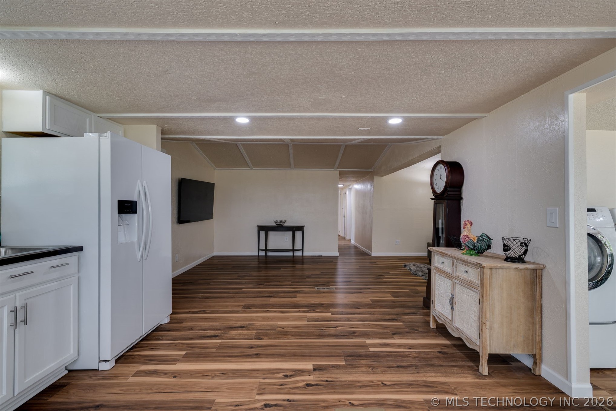 9209 Sleepy Hollow Drive Property Photo 16