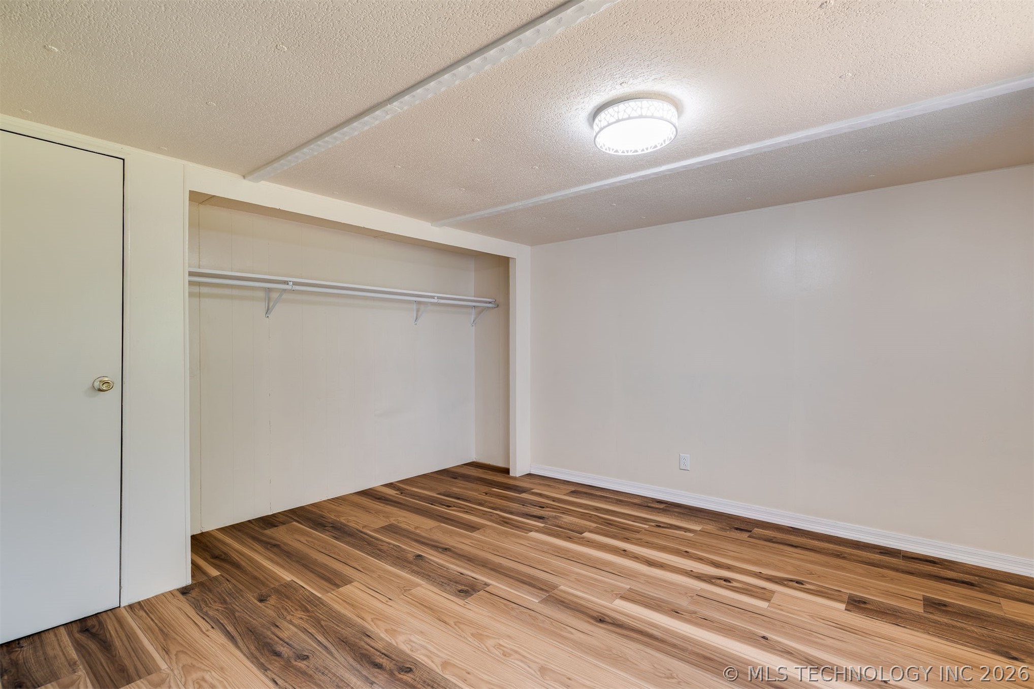 9209 Sleepy Hollow Drive Property Photo 32