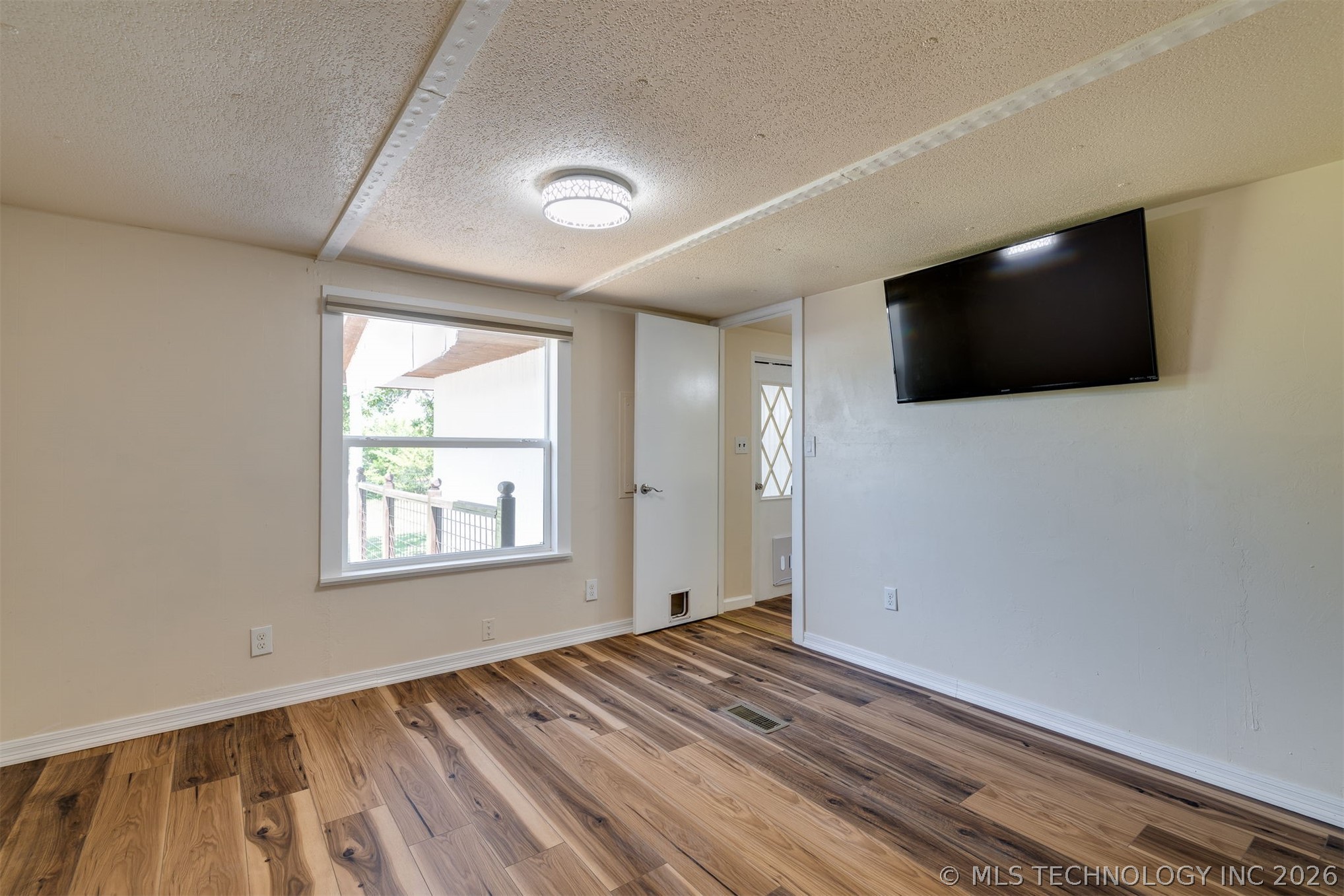 9209 Sleepy Hollow Drive Property Photo 33