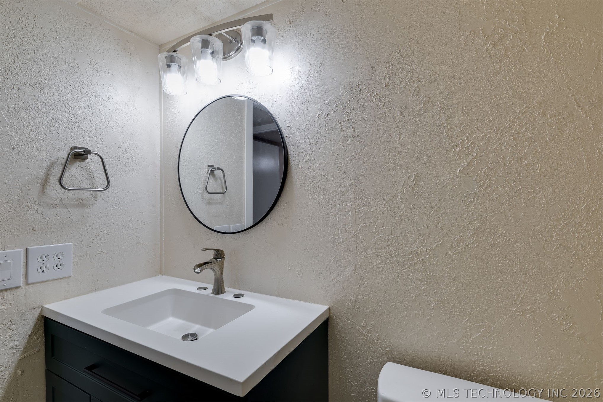 9209 Sleepy Hollow Drive Property Photo 35