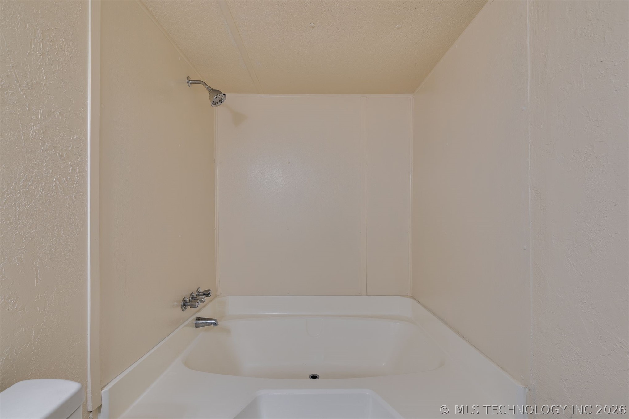 9209 Sleepy Hollow Drive Property Photo 37