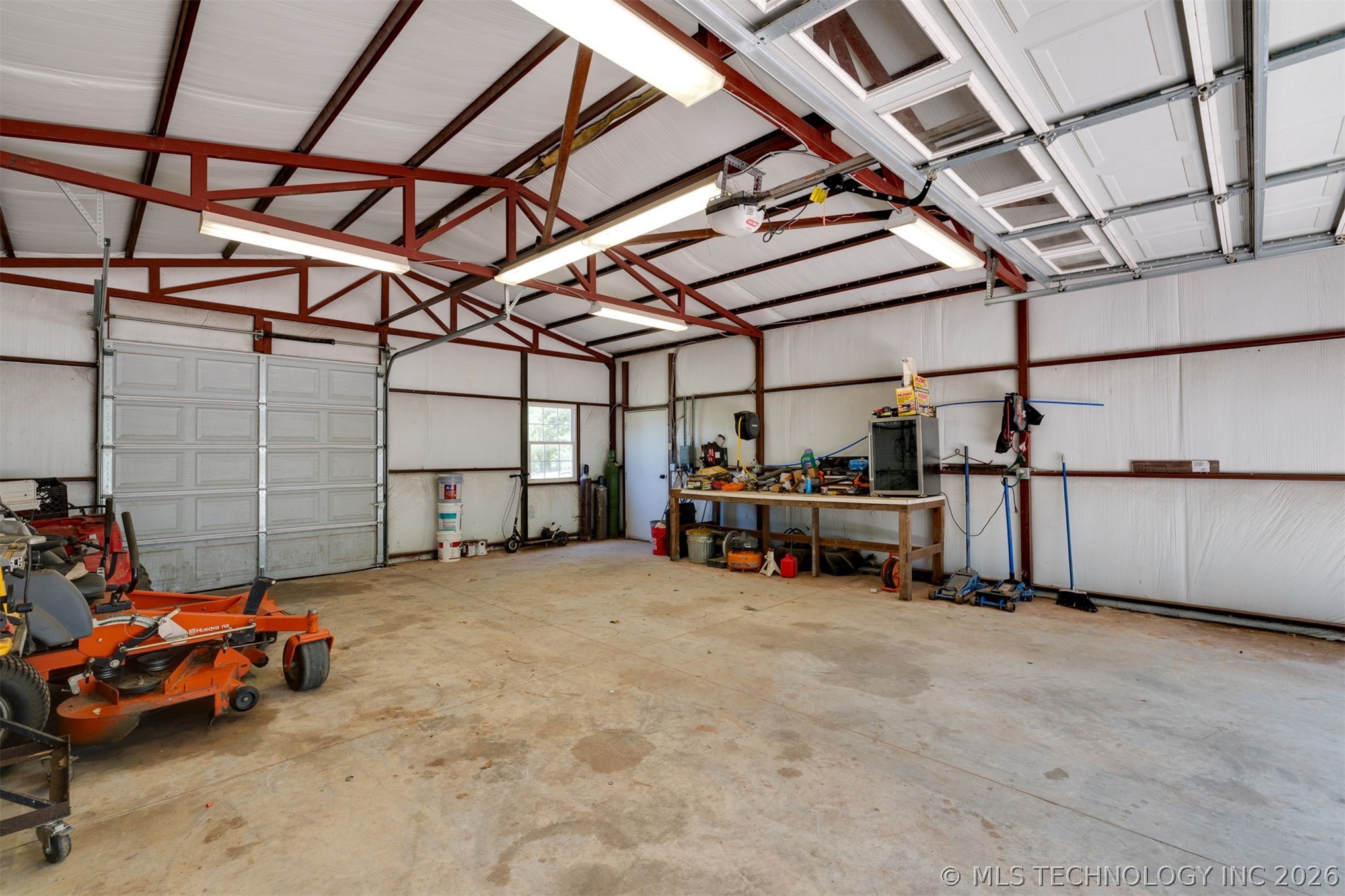 9209 Sleepy Hollow Drive Property Photo 42