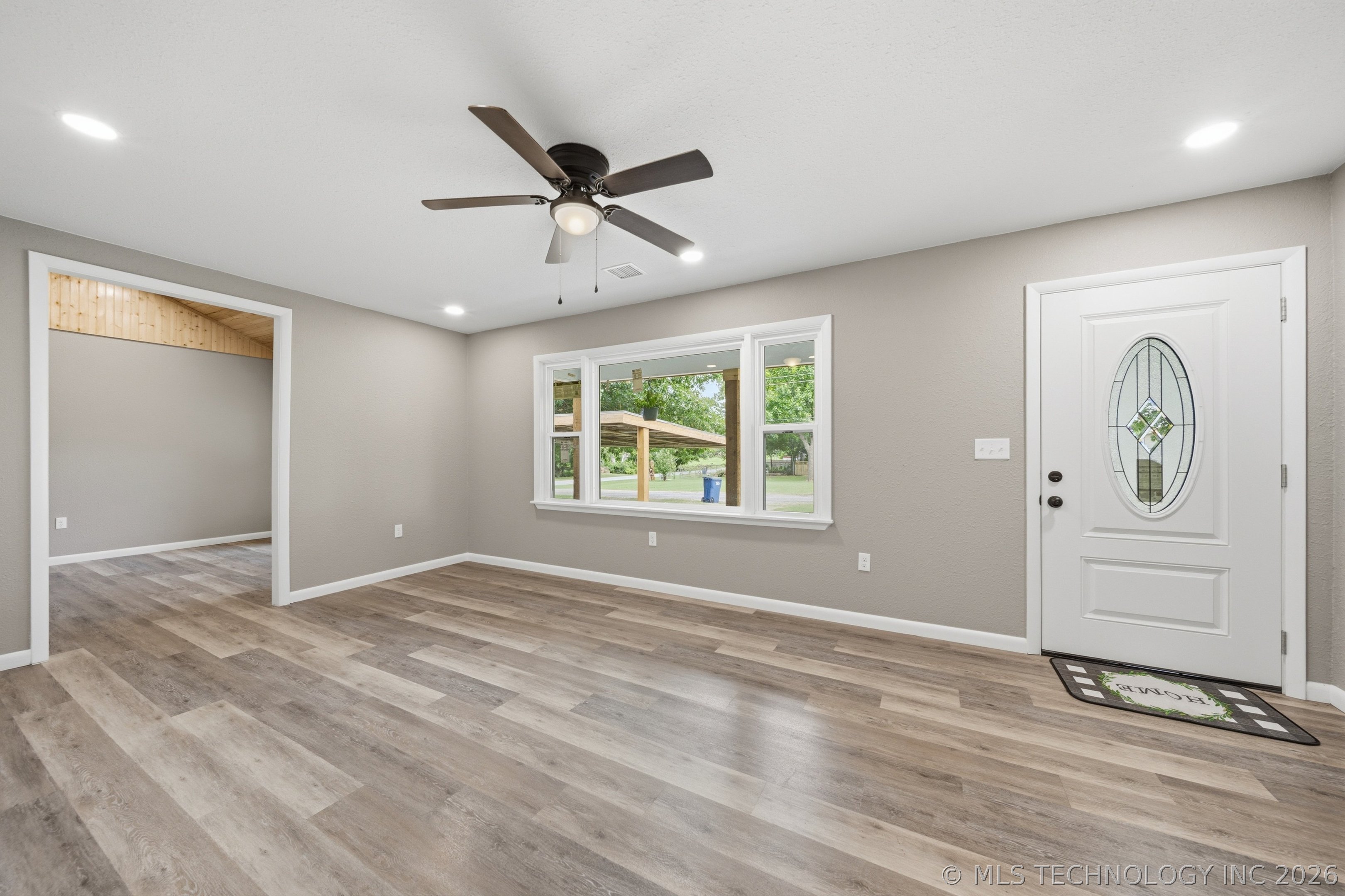 122 W Jay Property Photo 6