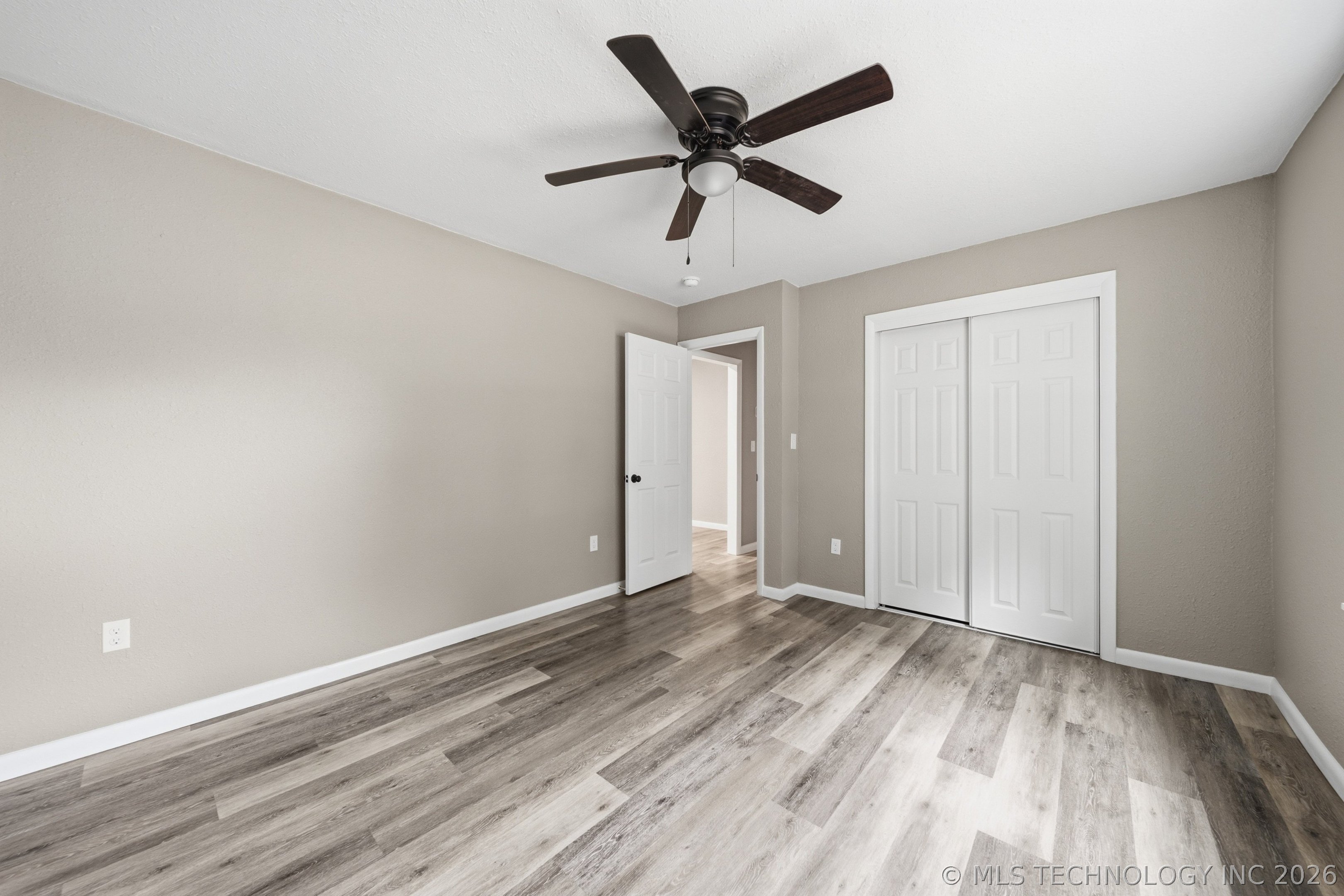 122 W Jay Property Photo 17