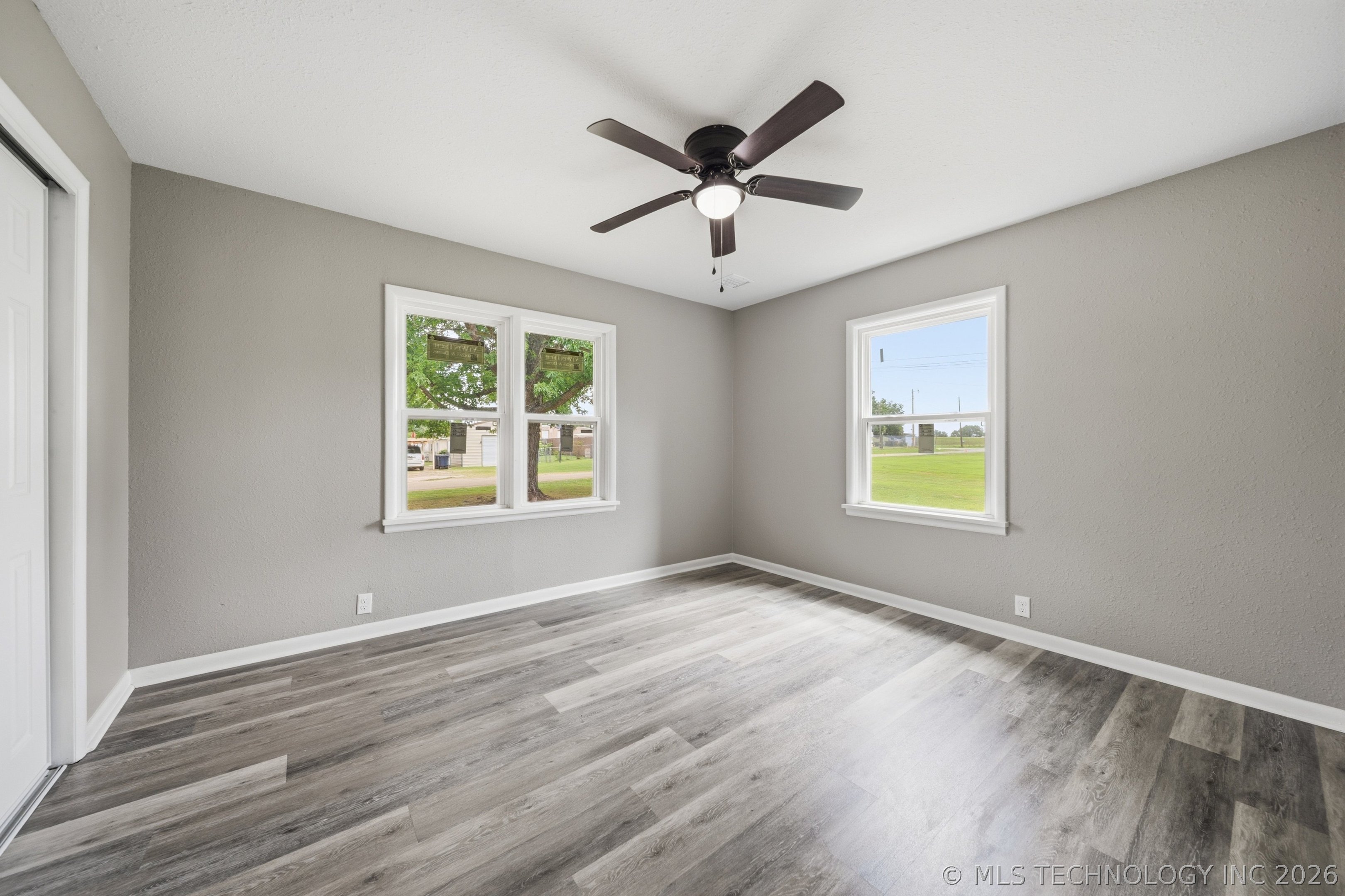 122 W Jay Property Photo 18