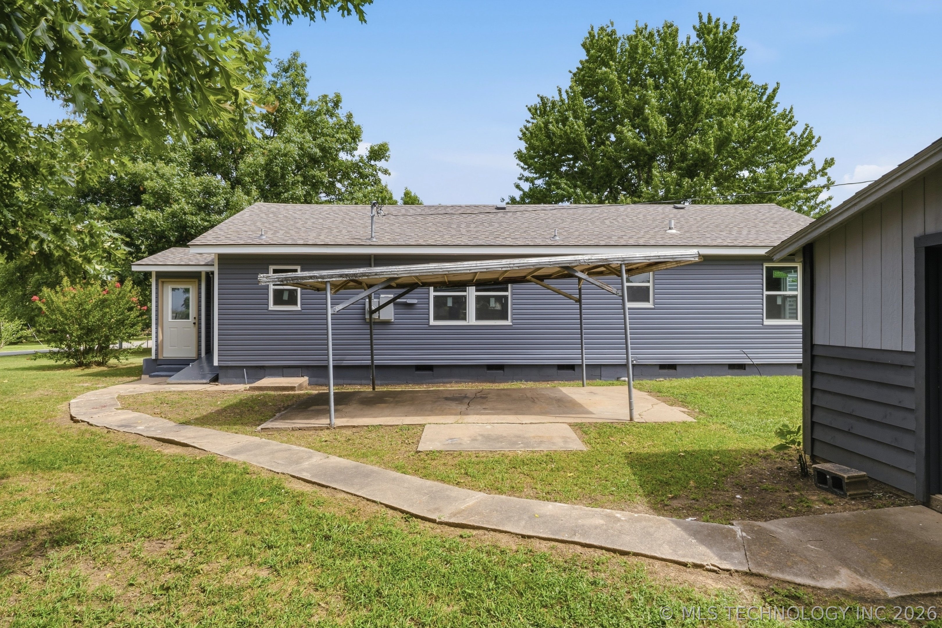 122 W Jay Property Photo 25