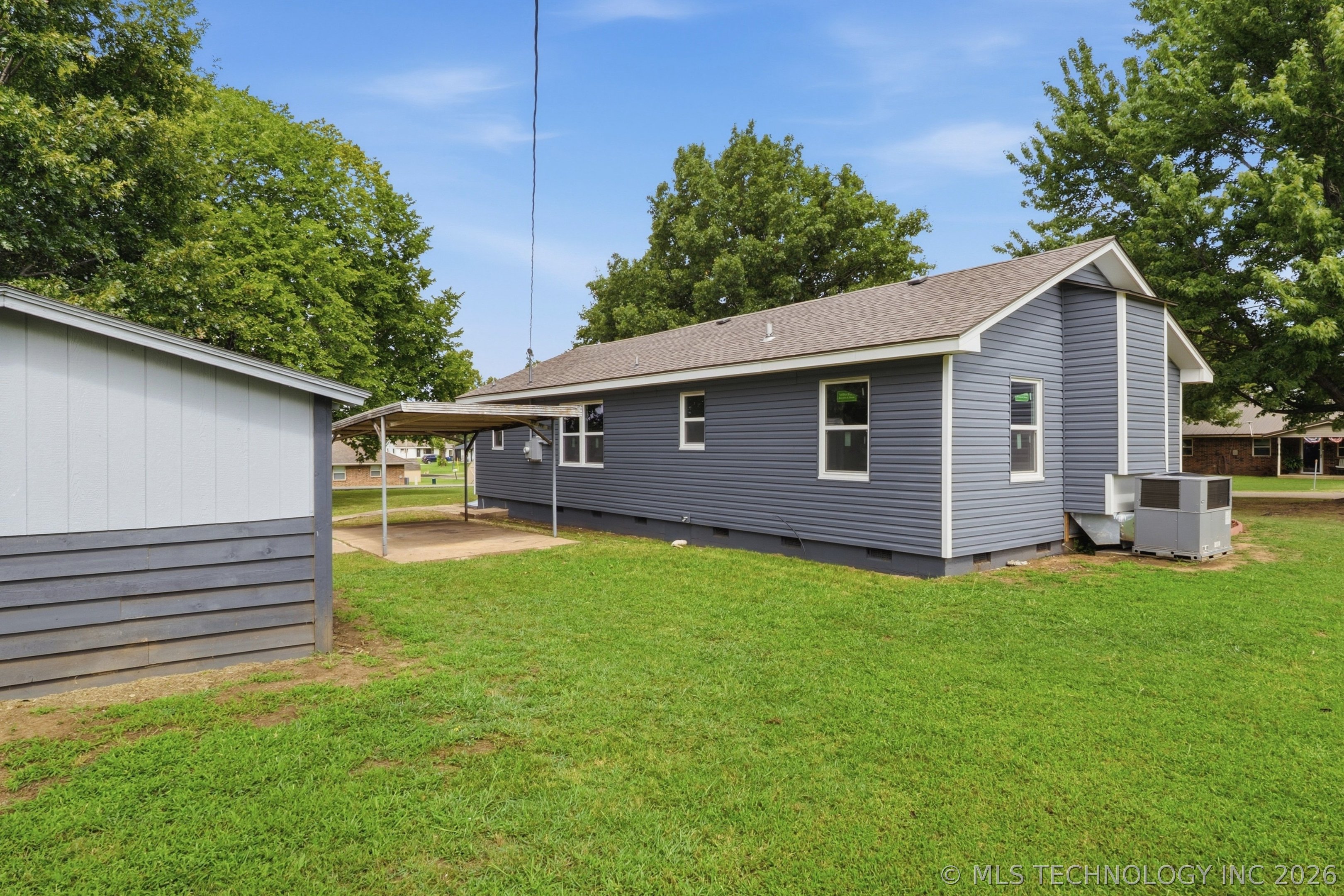 122 W Jay Property Photo 27