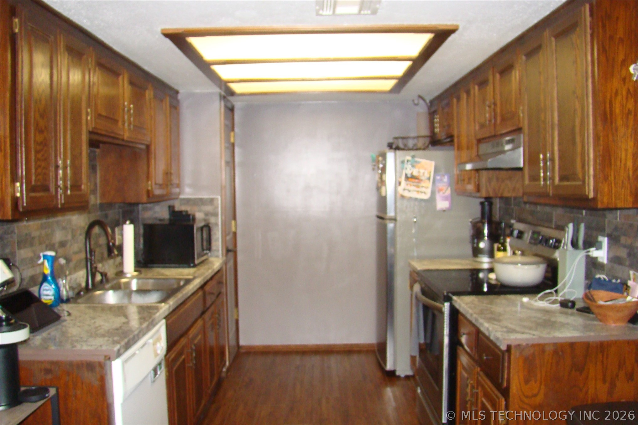 5243 Nowata Road I-202 Property Photo 5