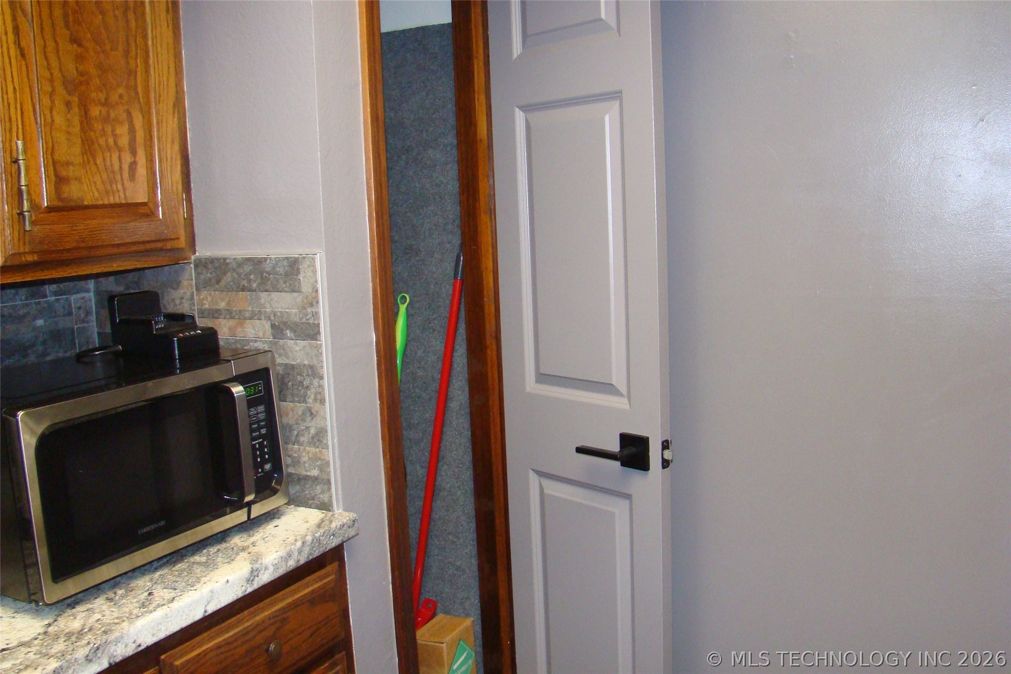 5243 Nowata Road I-202 Property Photo 8