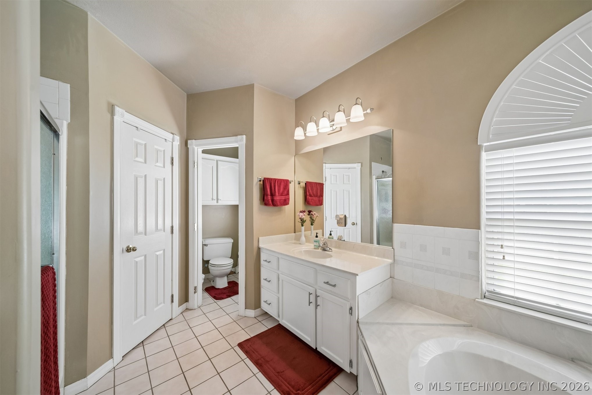 1406 Ne Oakridge Drive Property Photo 31
