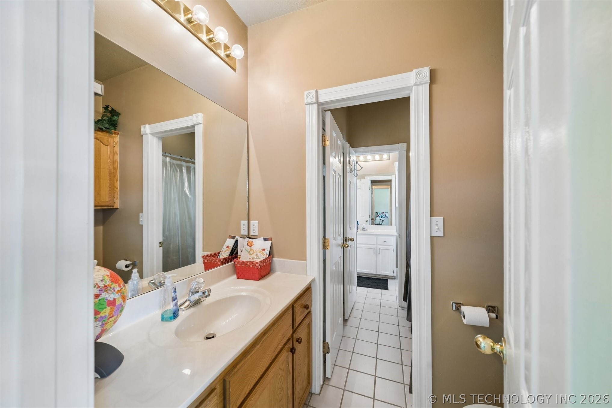 1406 Ne Oakridge Drive Property Photo 34