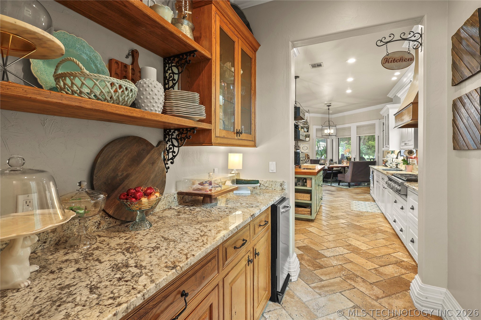 87 Tuscan Road Property Photo 37