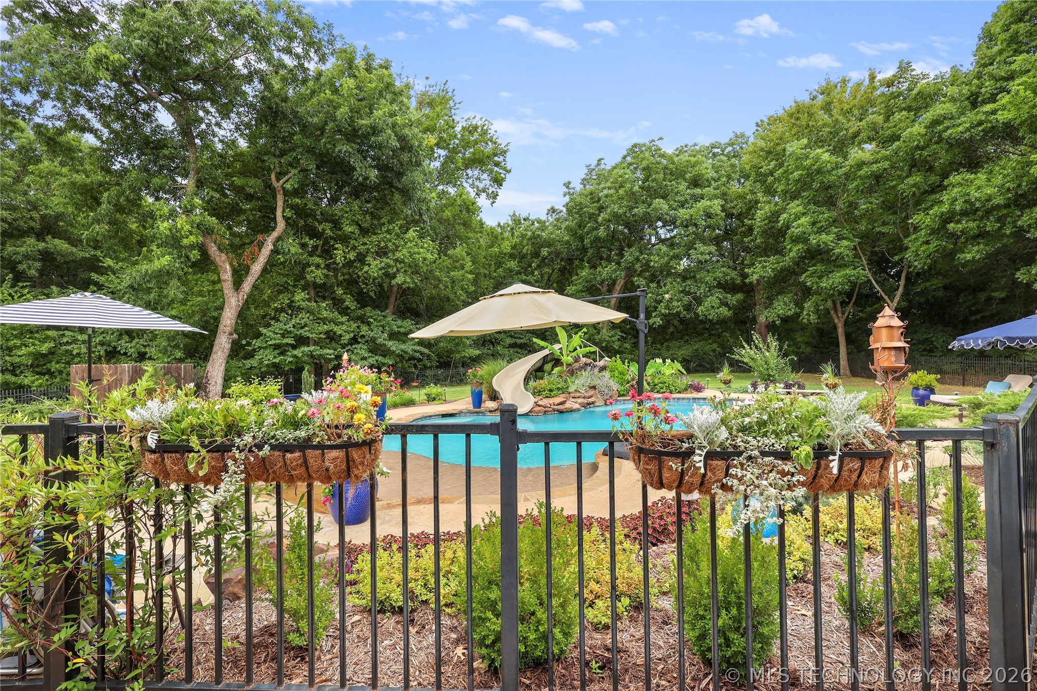 87 Tuscan Road Property Photo 67