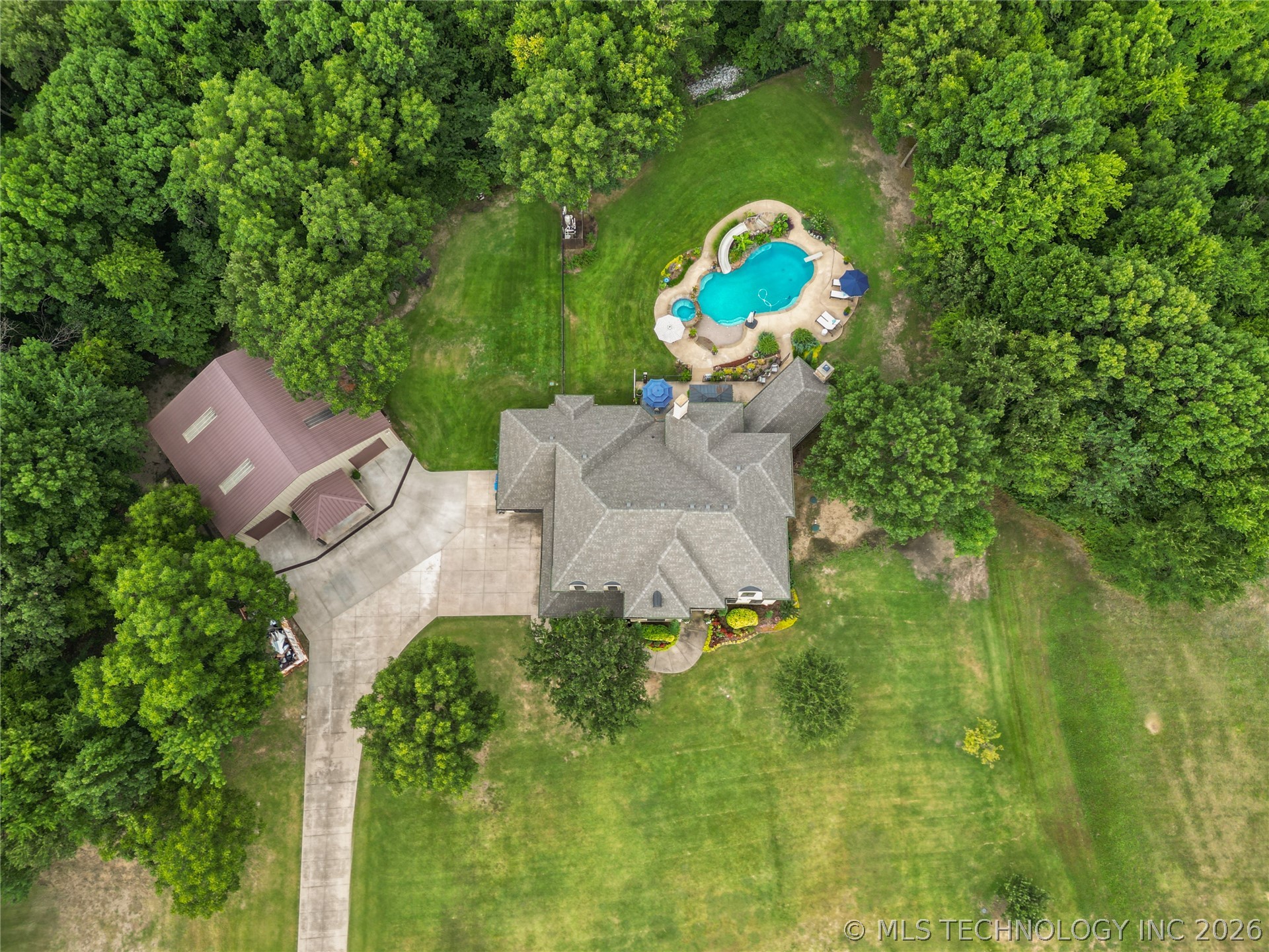 87 Tuscan Road Property Photo 84