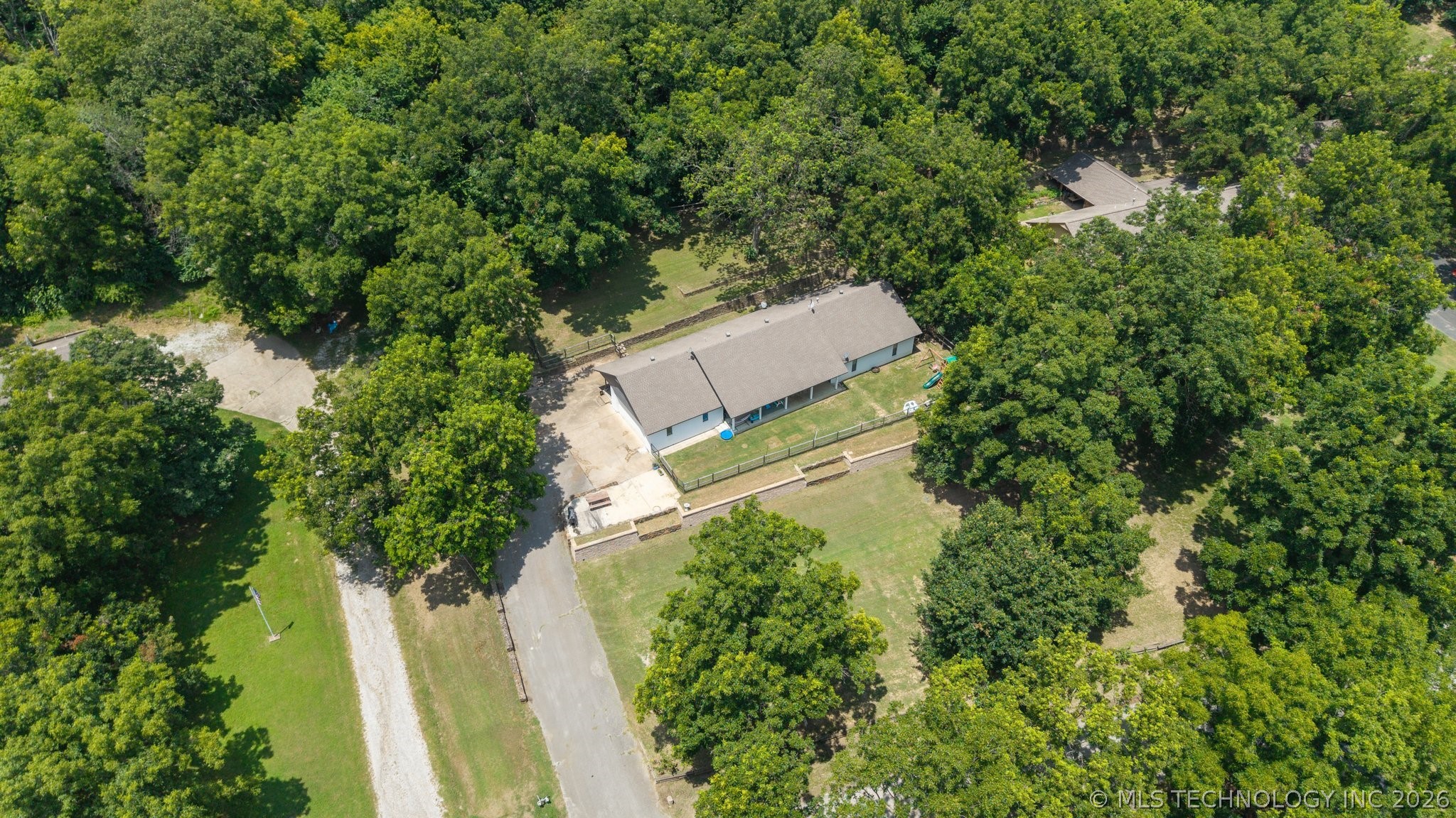 5200 S Robert Girten Road Property Photo 3
