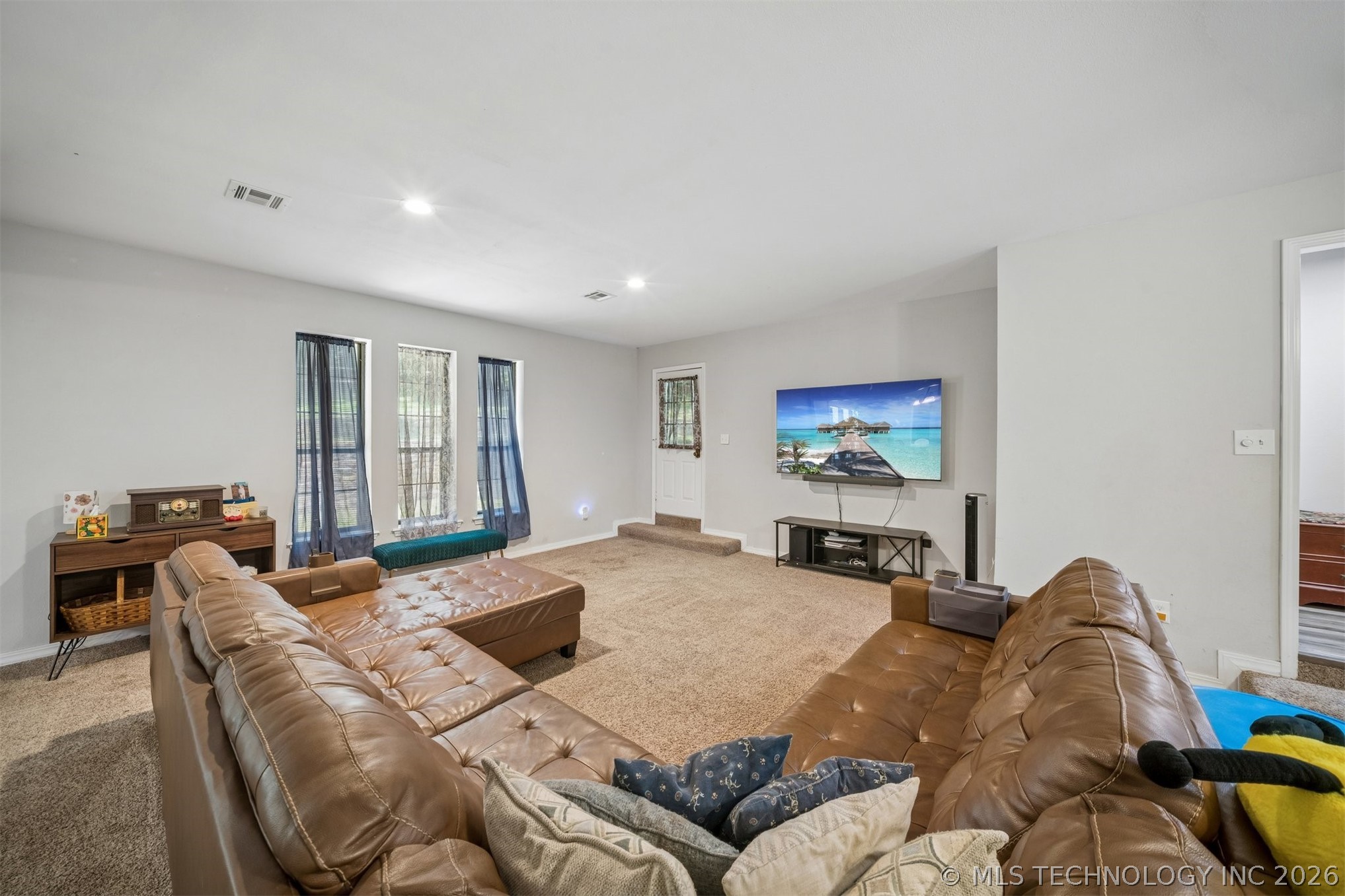5200 S Robert Girten Road Property Photo 10