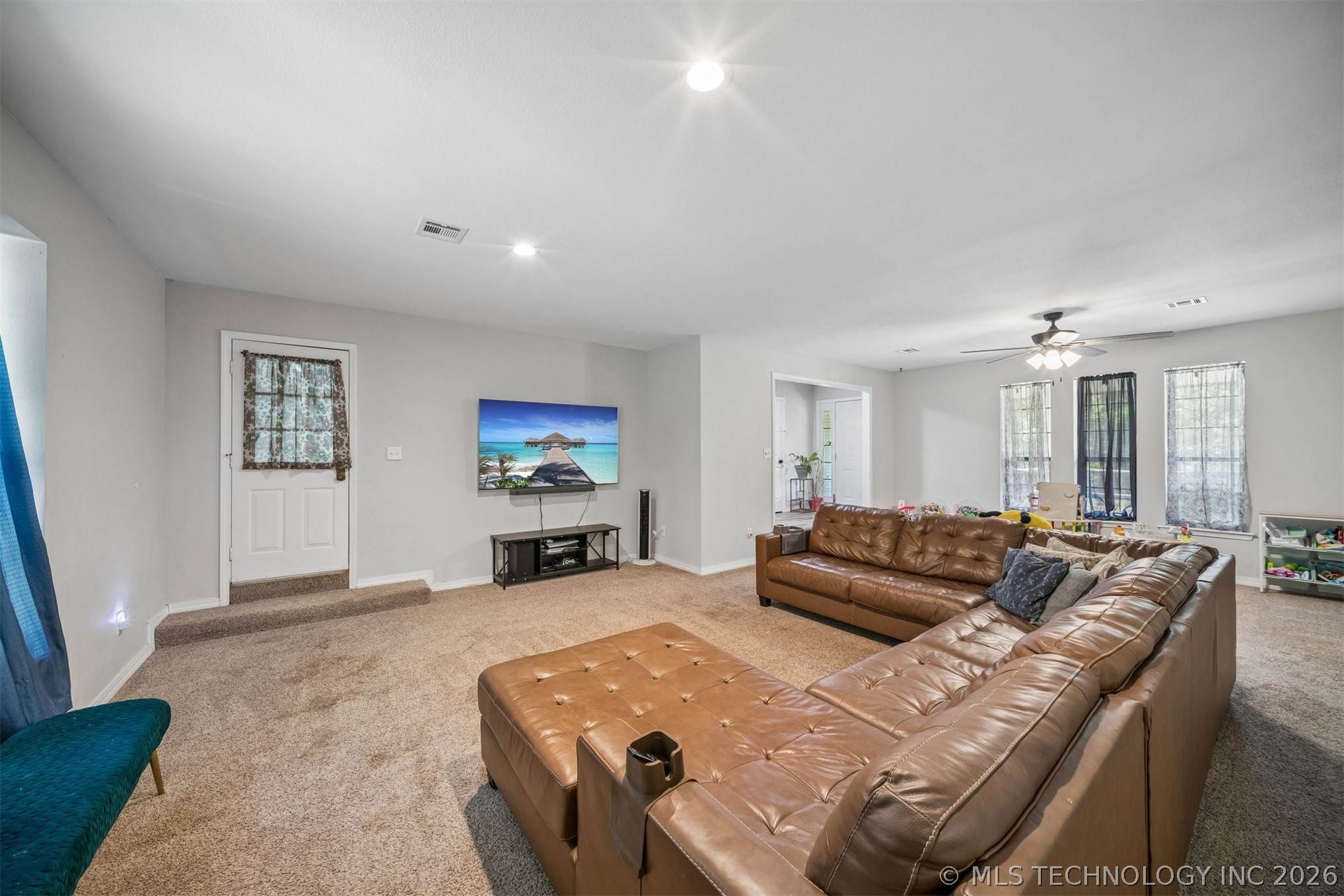 5200 S Robert Girten Road Property Photo 11