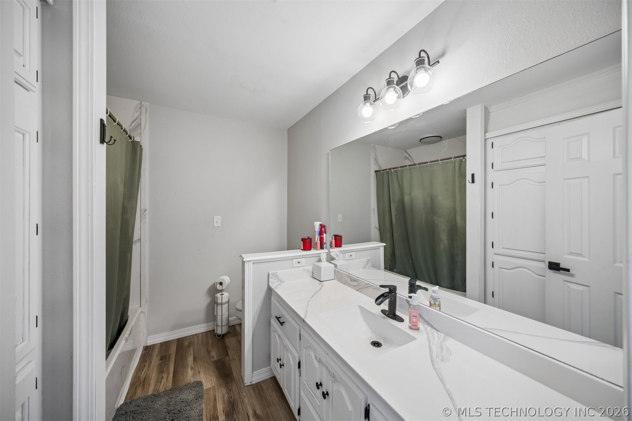 5200 S Robert Girten Road Property Photo 23