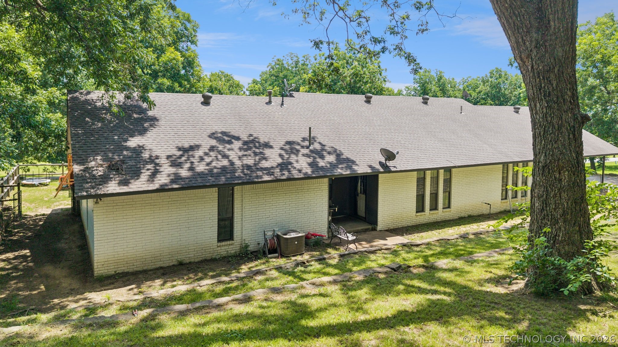 5200 S Robert Girten Road Property Photo 33