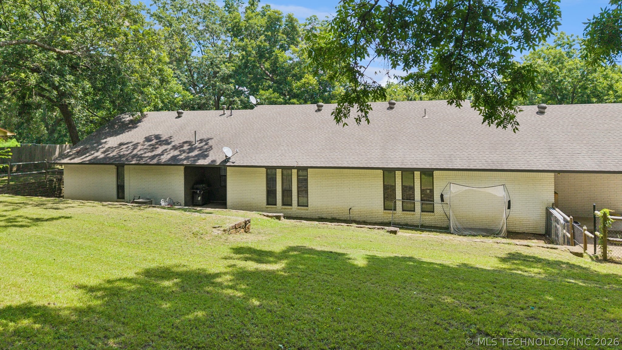 5200 S Robert Girten Road Property Photo 34
