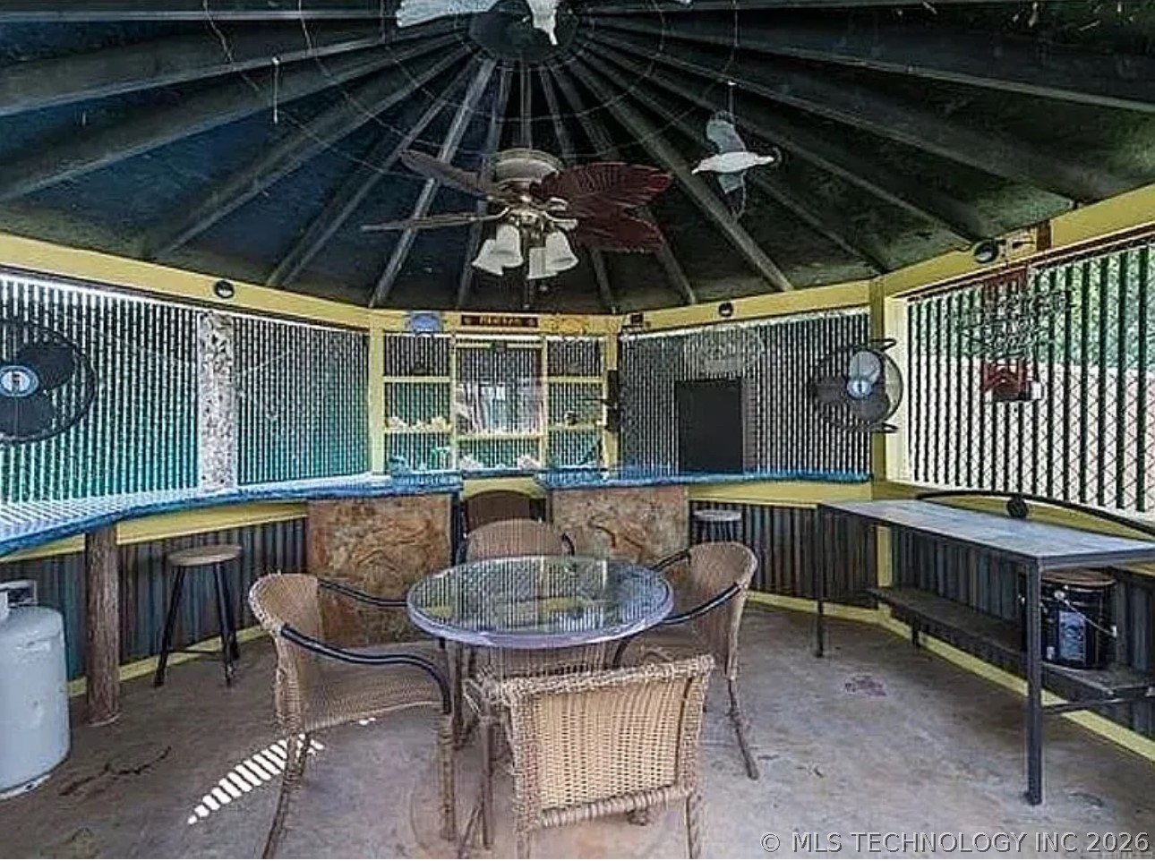 123 E Madison Street Property Photo 25