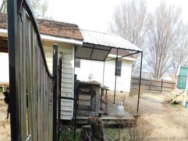 4301 E 76 Street N Property Photo 2