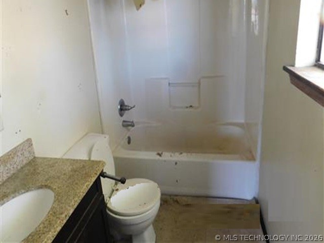 4301 E 76 Street N Property Photo 10