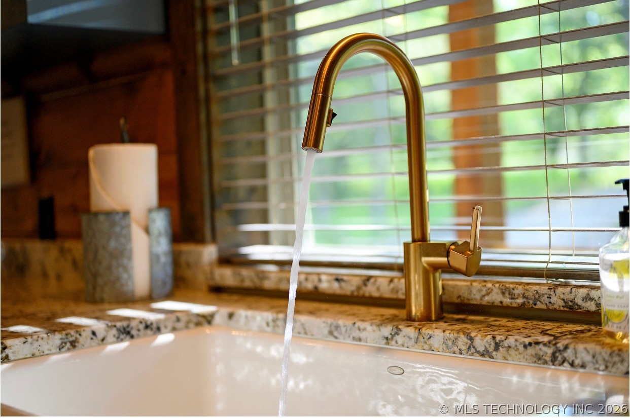 213 Laurel Leaf Lane Property Photo 15