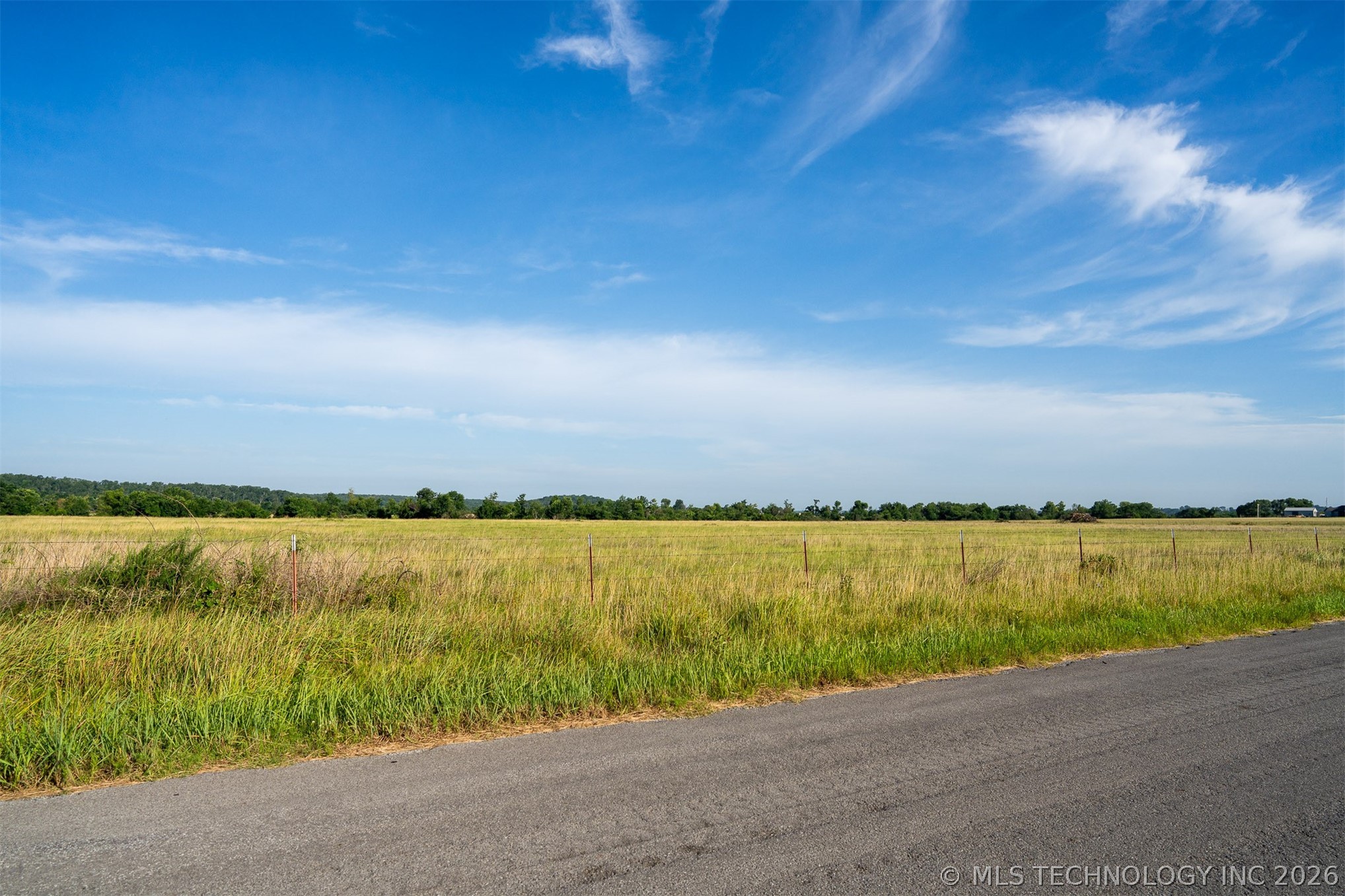 1 N 427 Road Property Photo 11