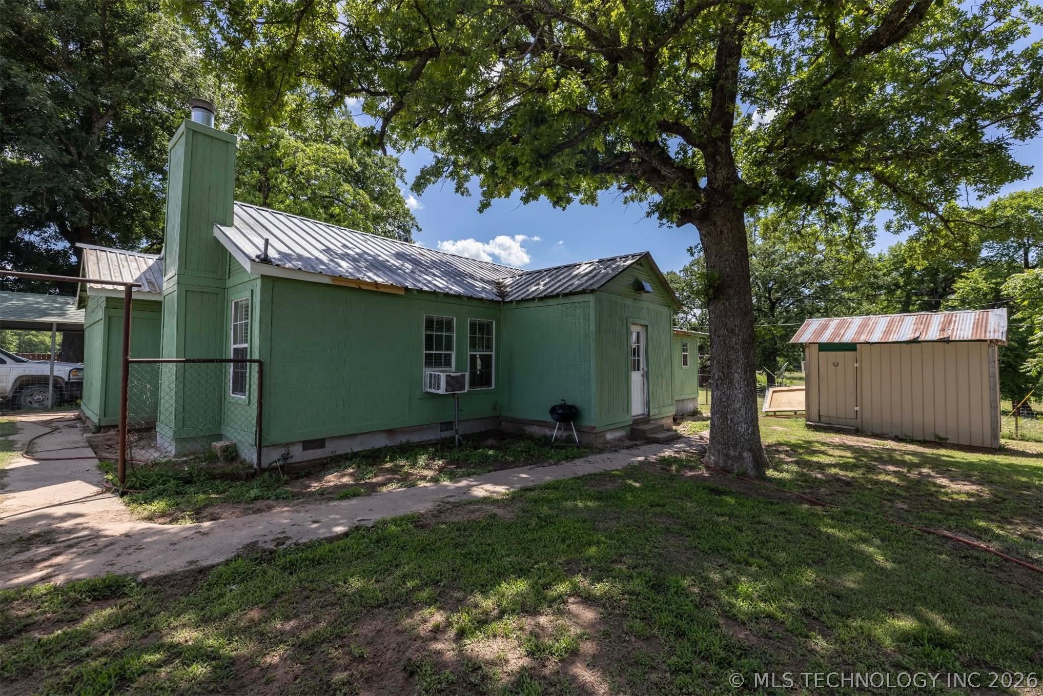 2307 County Road 3416 Property Photo 50