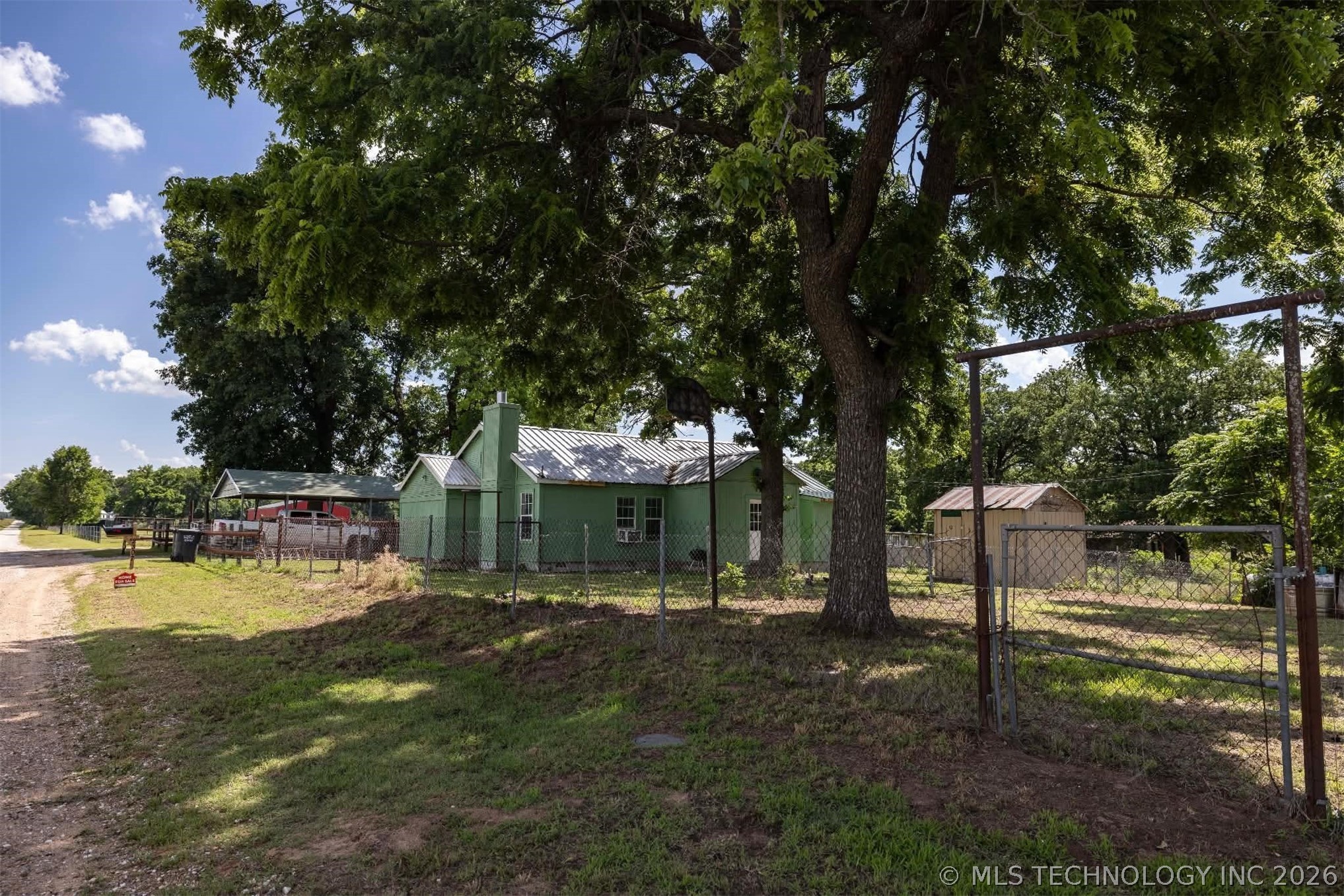 2307 County Road 3416 Property Photo 52