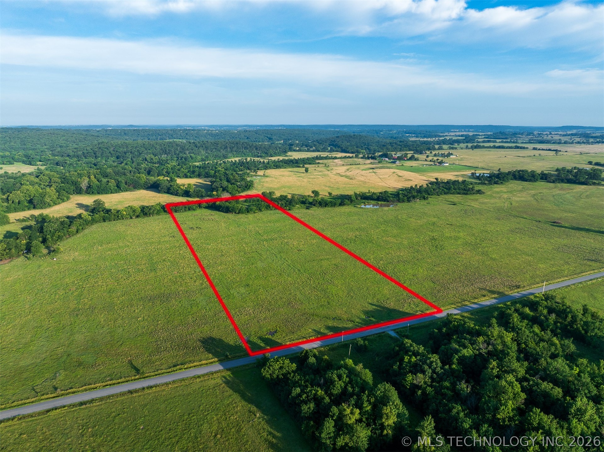 3 N 427 Road Property Photo 6