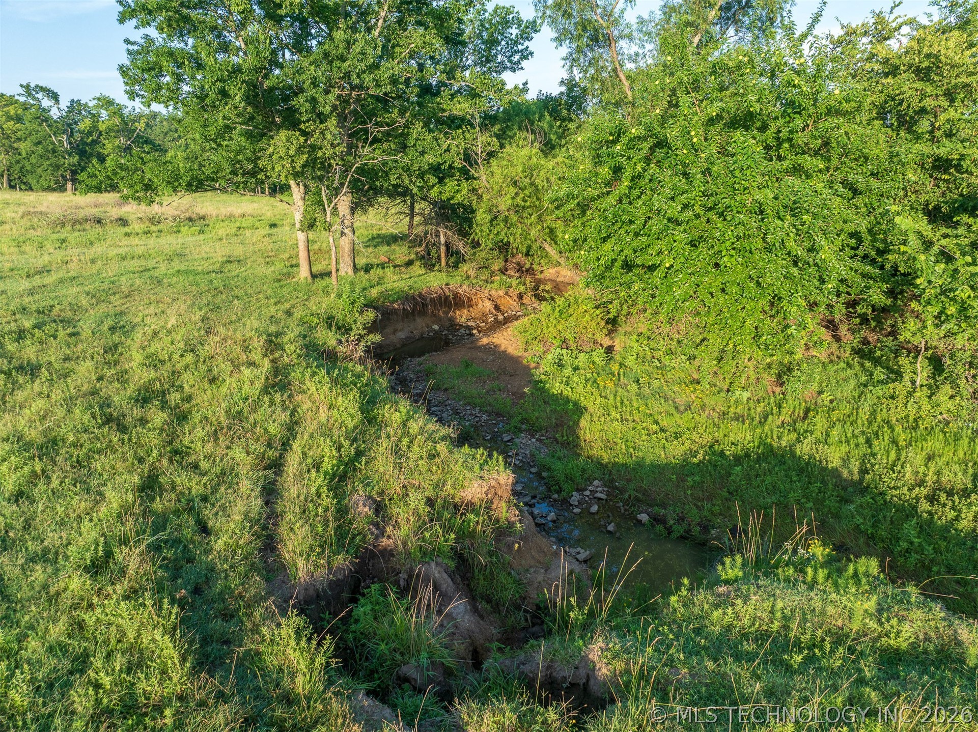 3 N 427 Road Property Photo 9