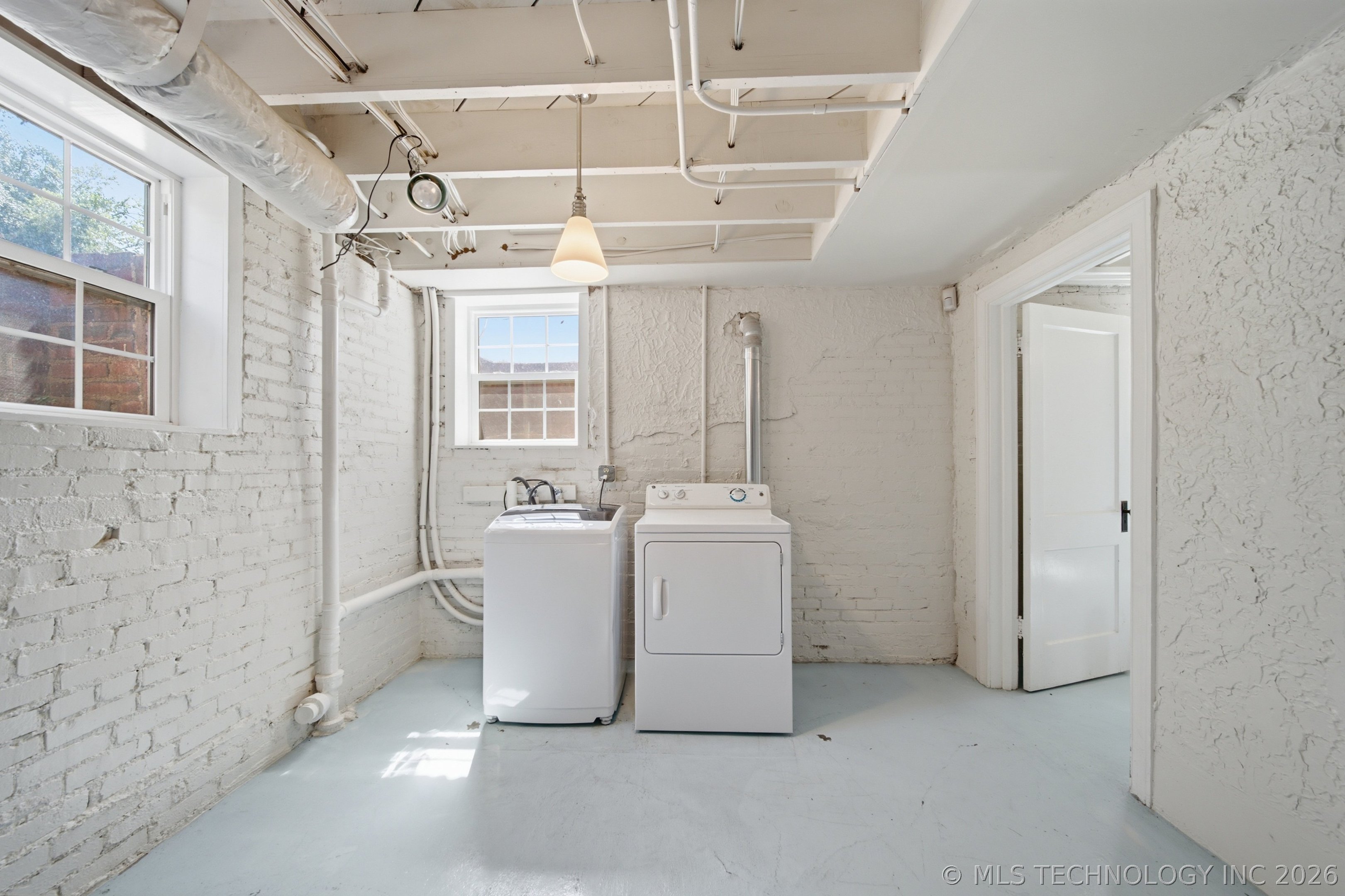 1322 S Houston Avenue Property Photo 37