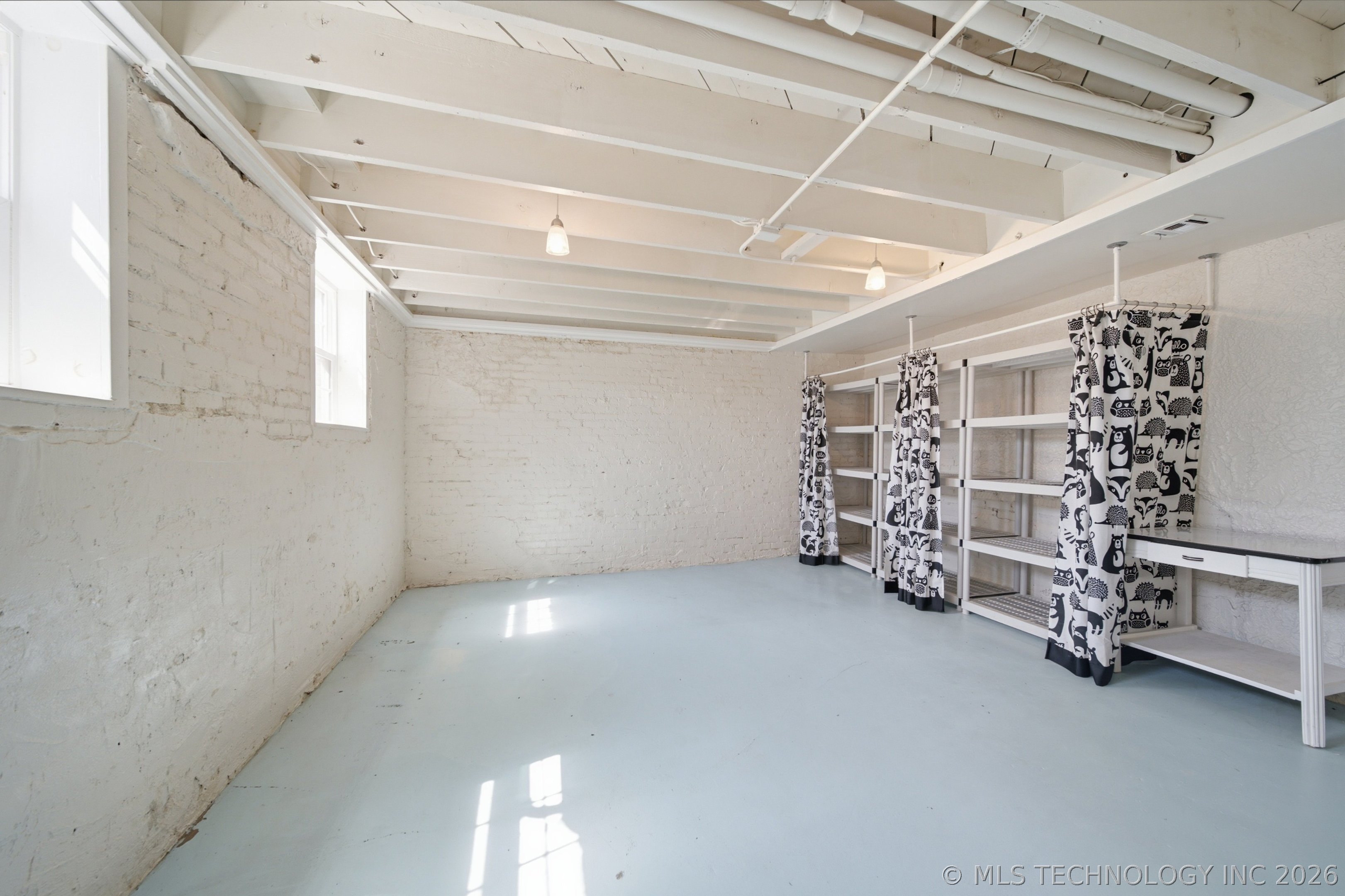 1322 S Houston Avenue Property Photo 39