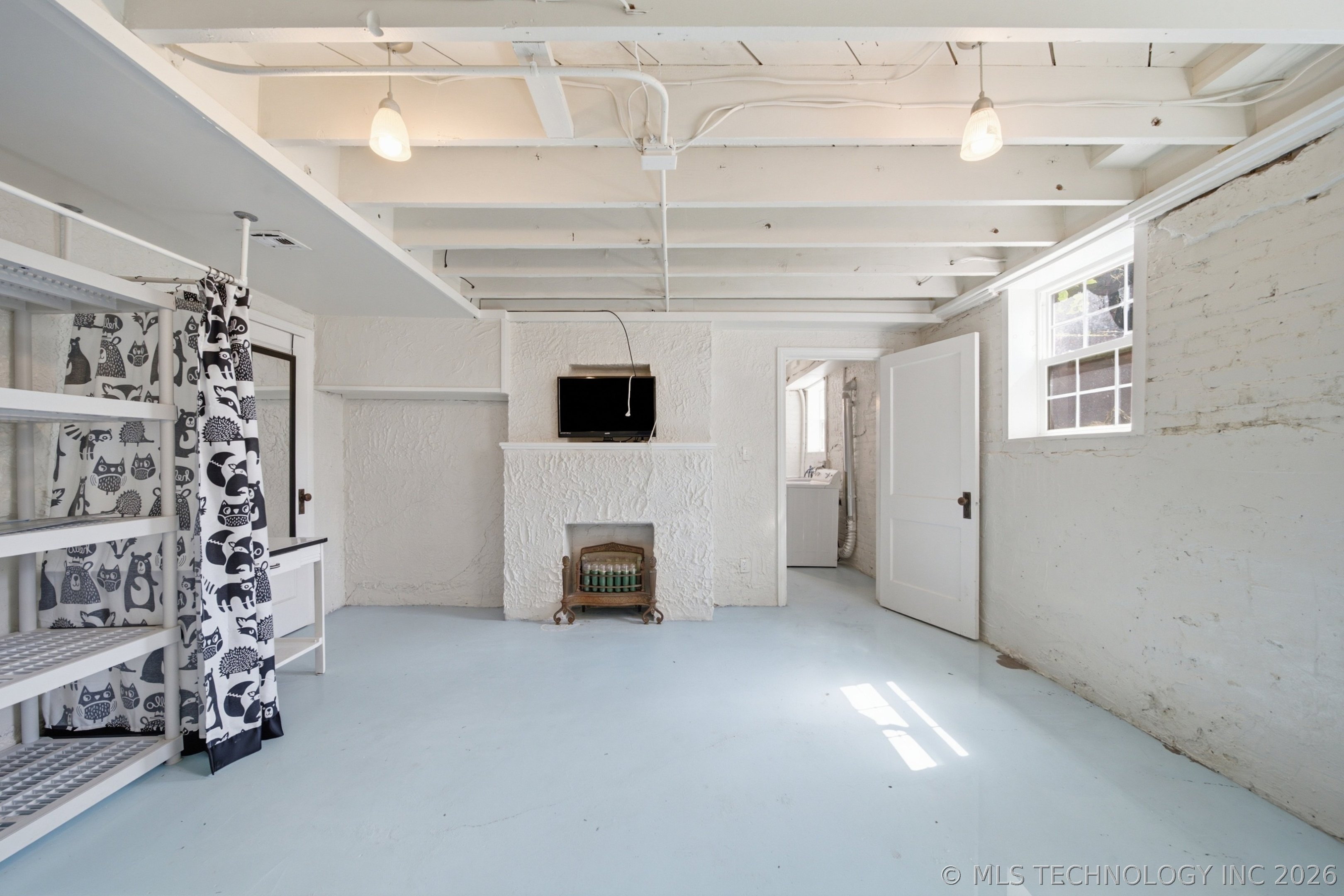 1322 S Houston Avenue Property Photo 40