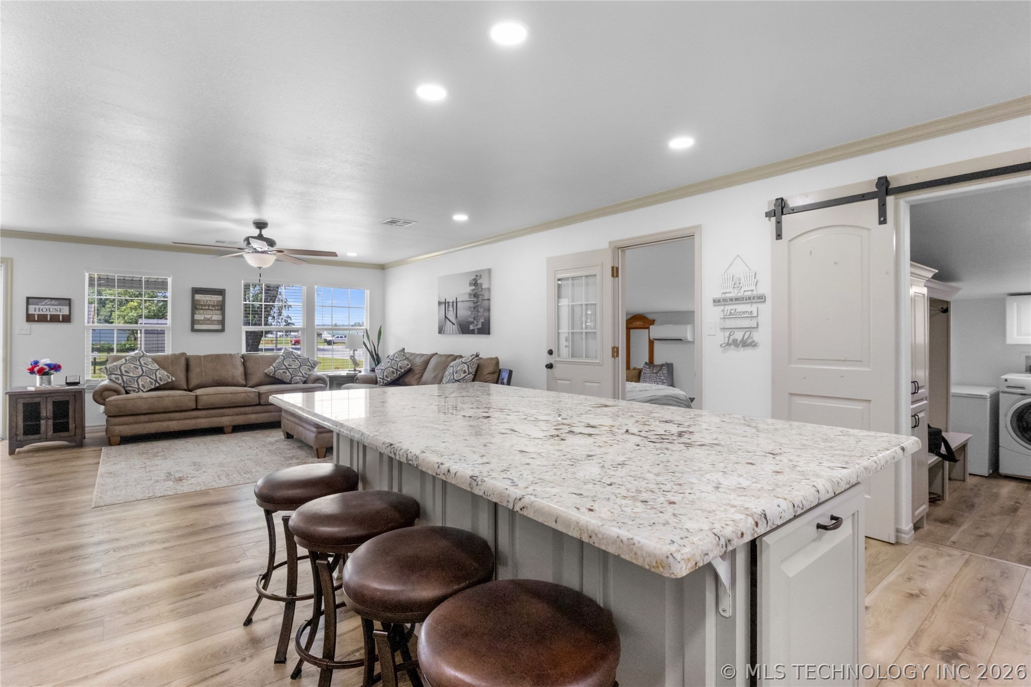 103 E Elm Avenue Property Photo 18