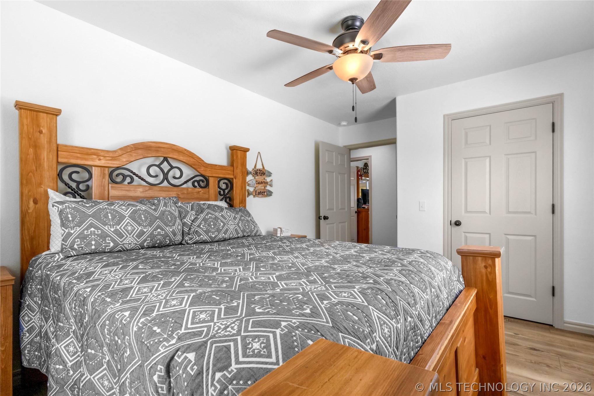 103 E Elm Avenue Property Photo 27