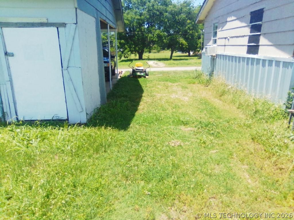 305 Ne 8th Property Photo 3