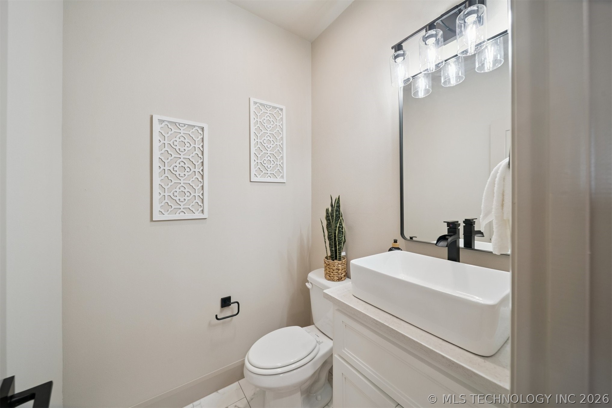 1837 N Troost Avenue Property Photo 12